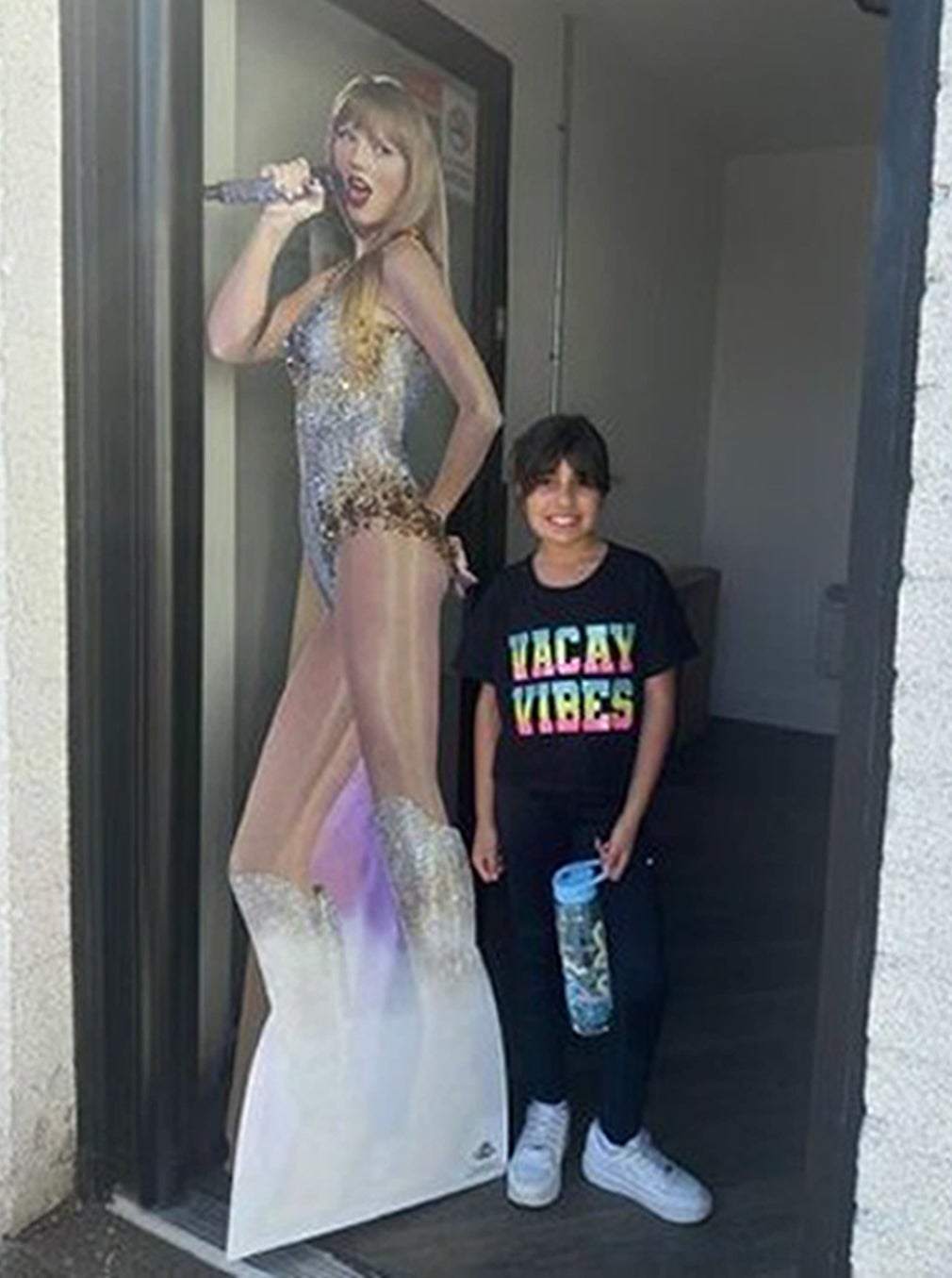 Alice before attending the Taylor Swift dance class