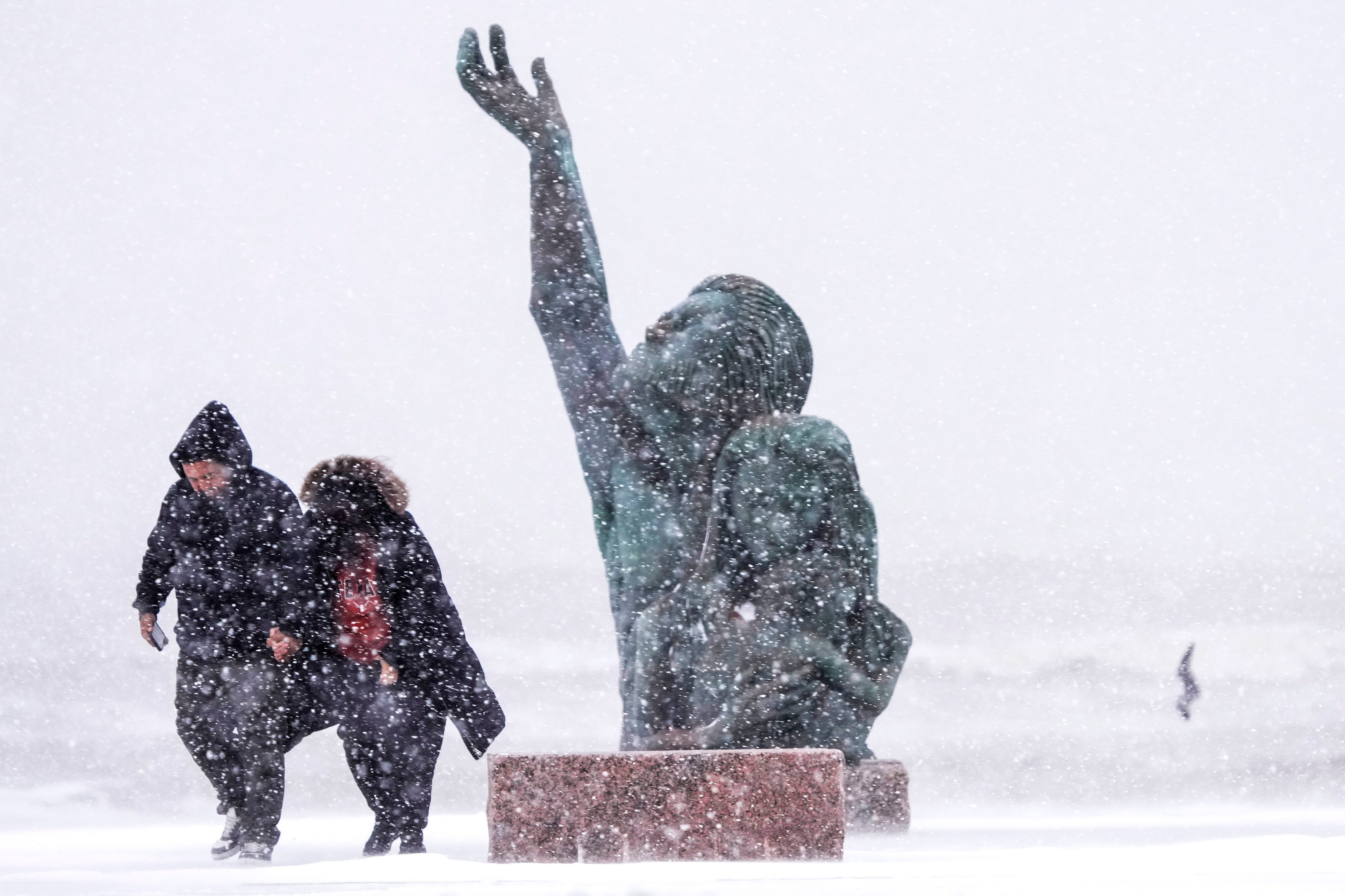 Winter storm live updates Flights canceled in Houston as historic