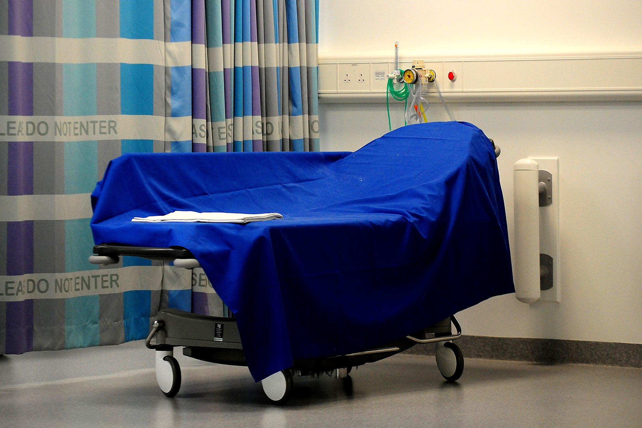 The Royal College of Physicians called for a “zero tolerance” approach to the NHS corridor care crisis