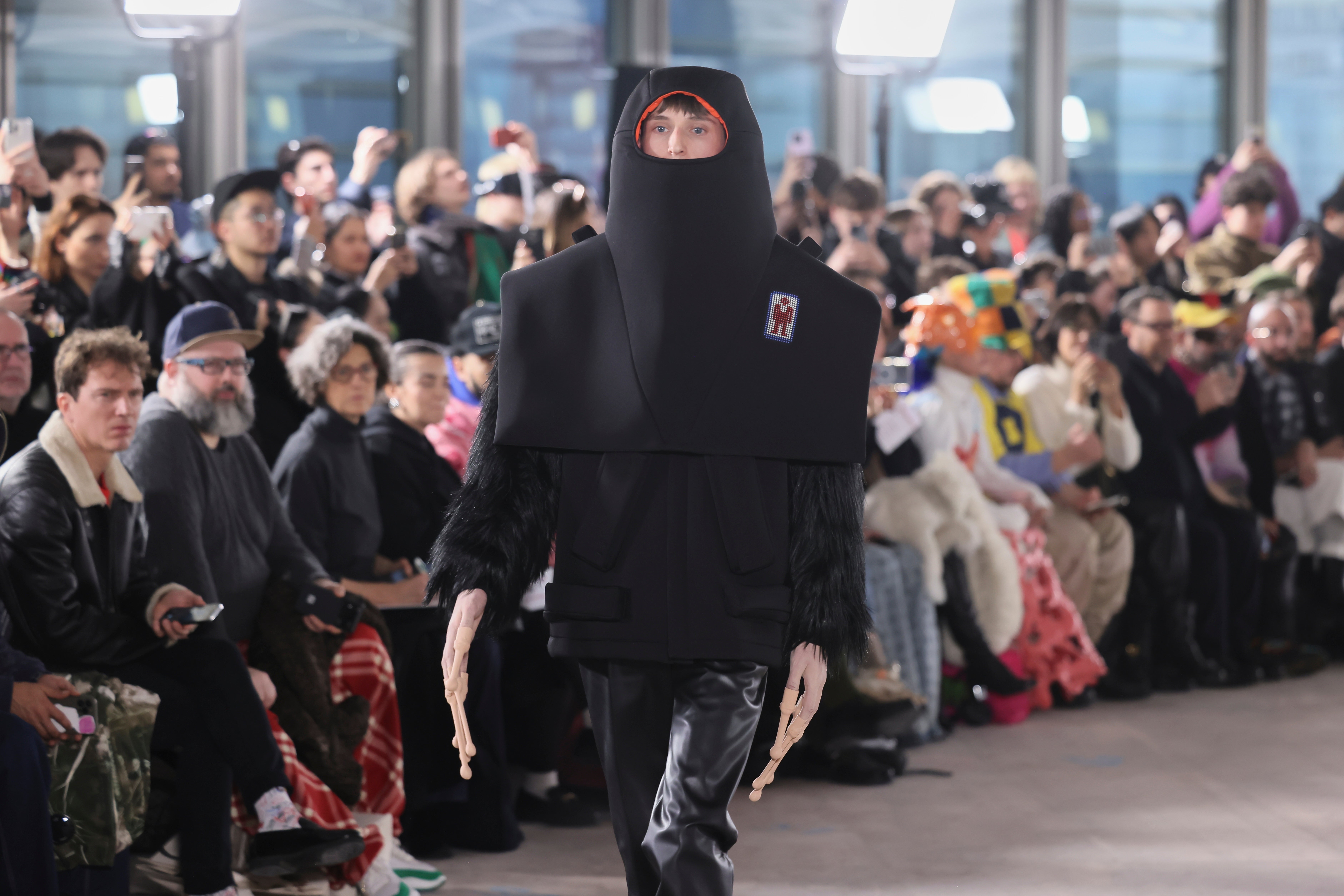 France Fashion F/W 25/26 Walter van Beirendonck