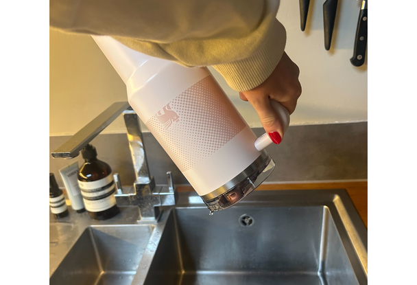 stanley quencher bottle