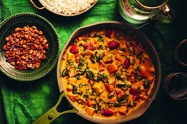 <p>This Thai-style curry will feed the whole family</p>