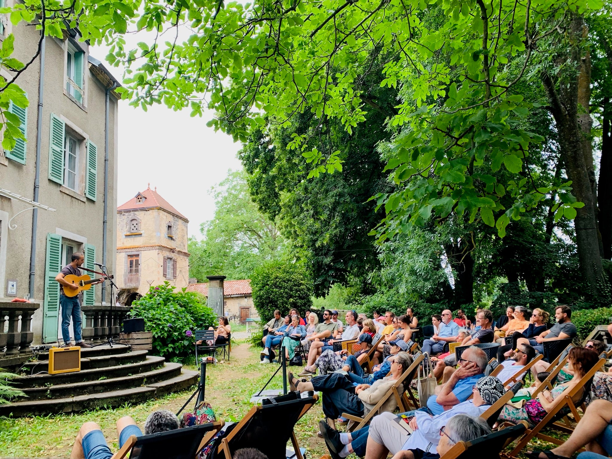 <p>Les Vinzelles, an 18th-century former farmhouse and dovecote in Volvic</p>
