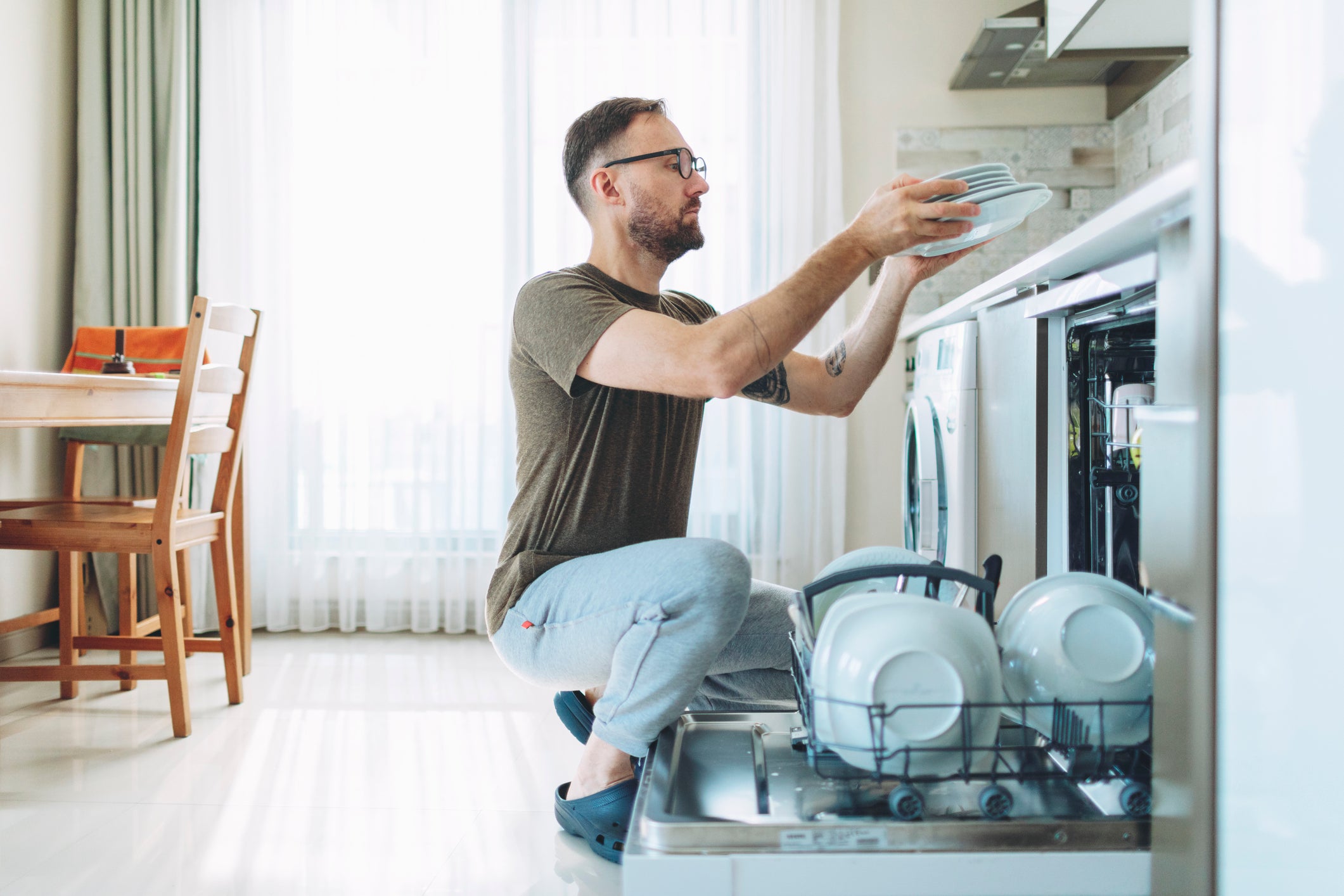 Using your dishwasher efficiently is key to seamless summer hosting