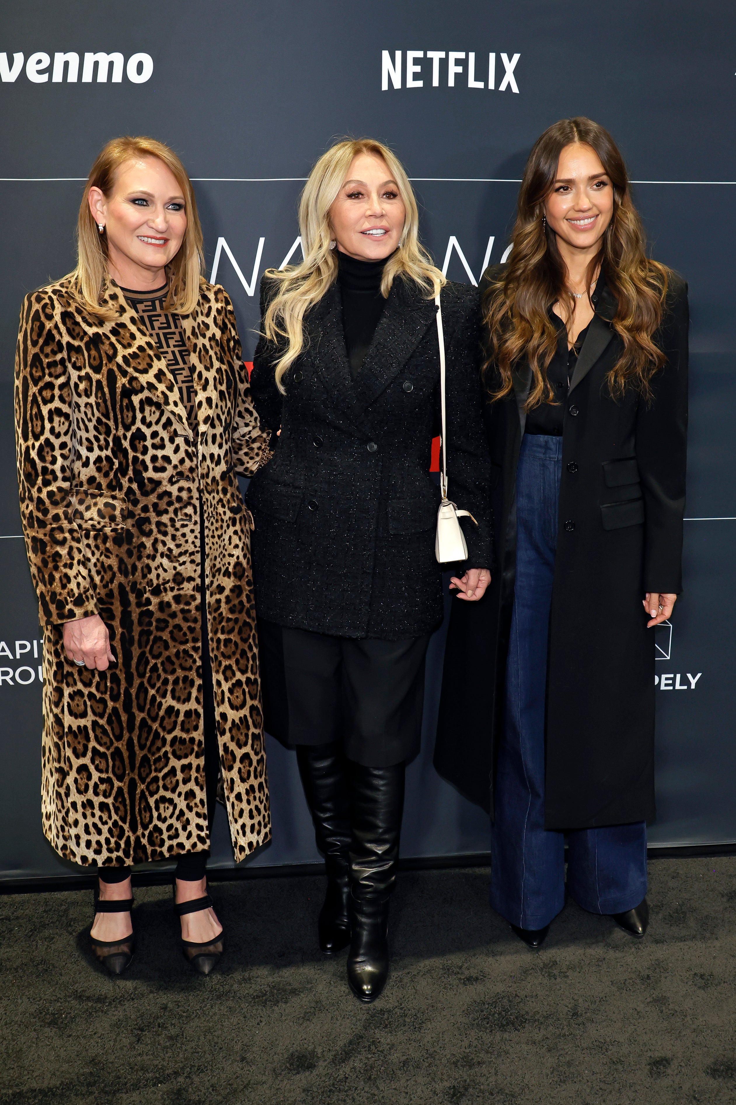 Jessica Alba poses next to Anastasia Soare at Los Angeles’ FireAid Benefit Concert on January 30