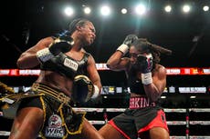 Claressa Shields becomes undisputed heavyweight champion with victory over Danielle Perkins