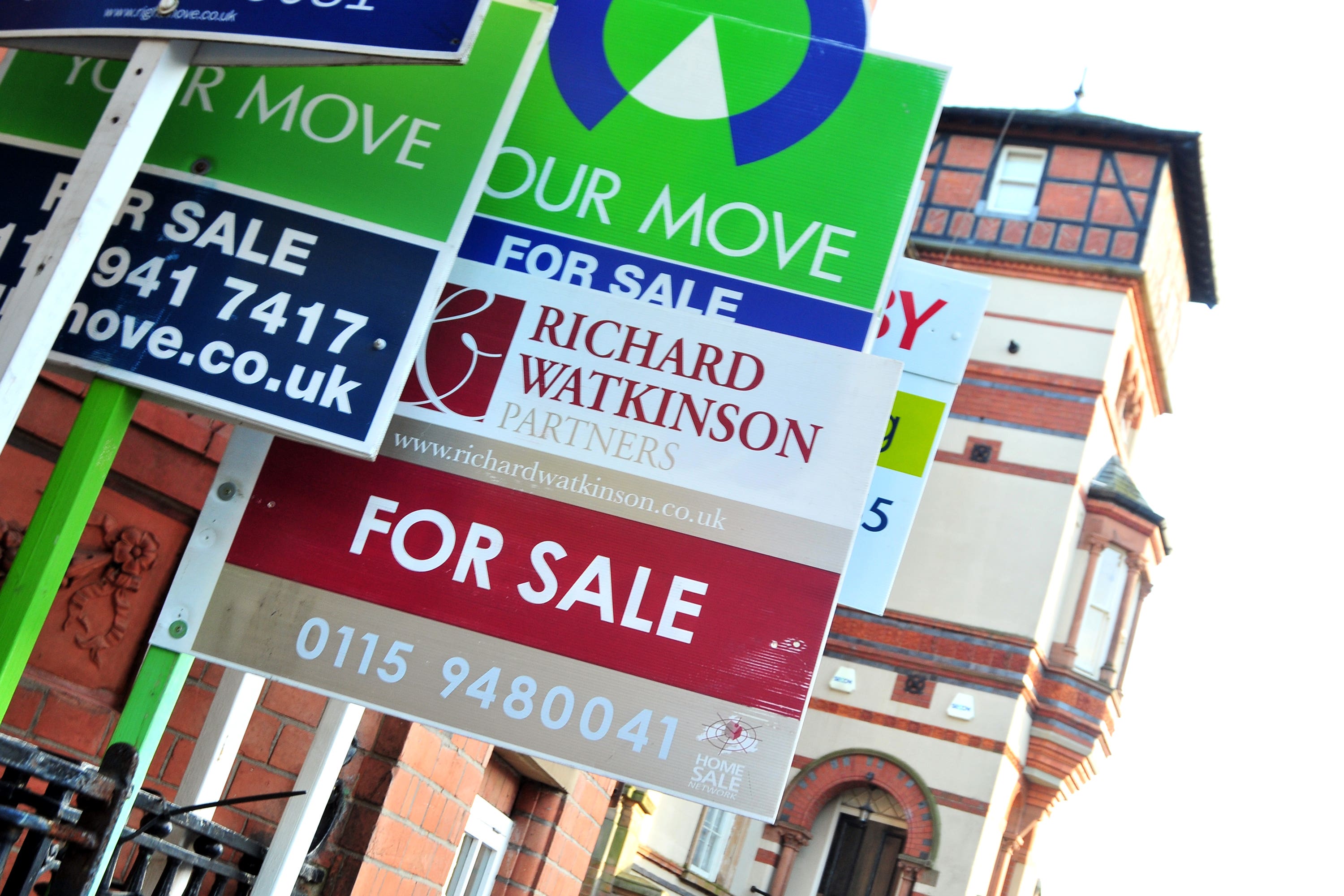 February and March are the best months to list a home for sale, based on the likelihood of a transaction completing, Rightmove said (Rebekah Downes/PA)