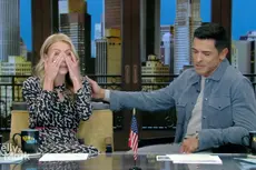 Kelly Ripa breaks down in tears on air after announcing the death of beloved pet