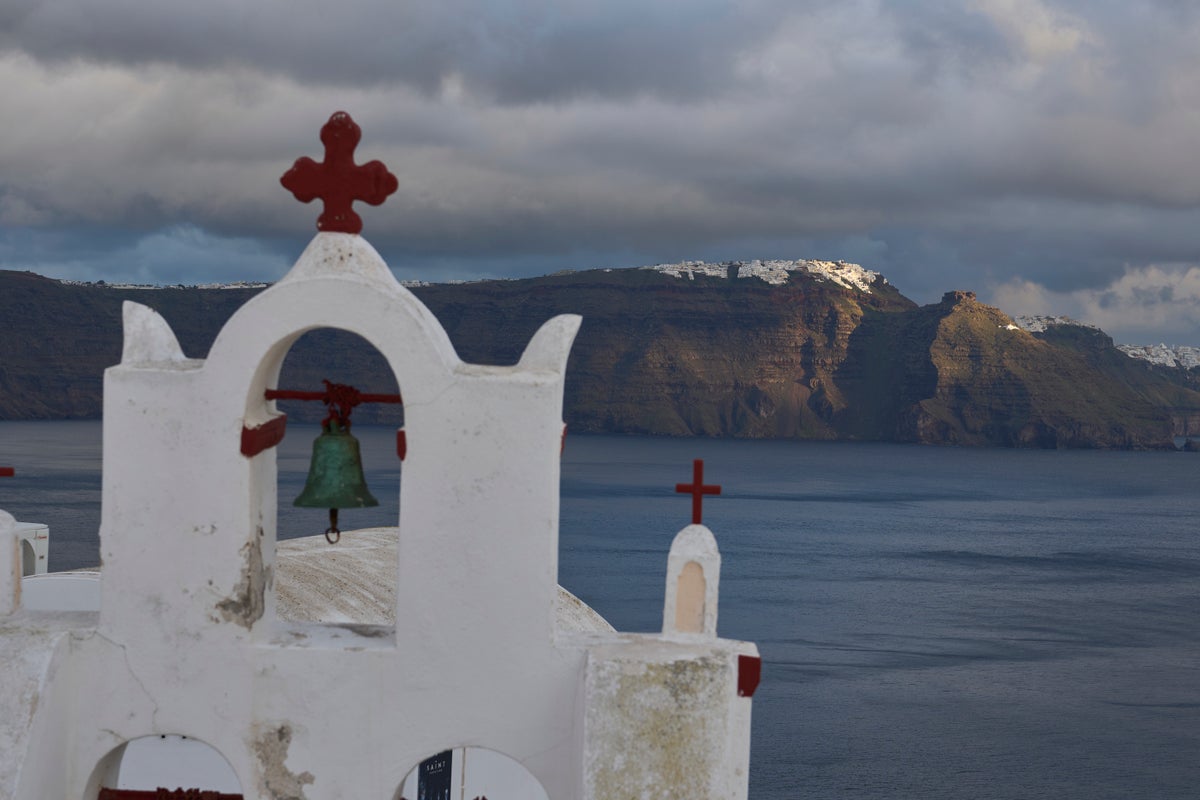 Greek islands are still shaking while experts fear stronger earthquakes