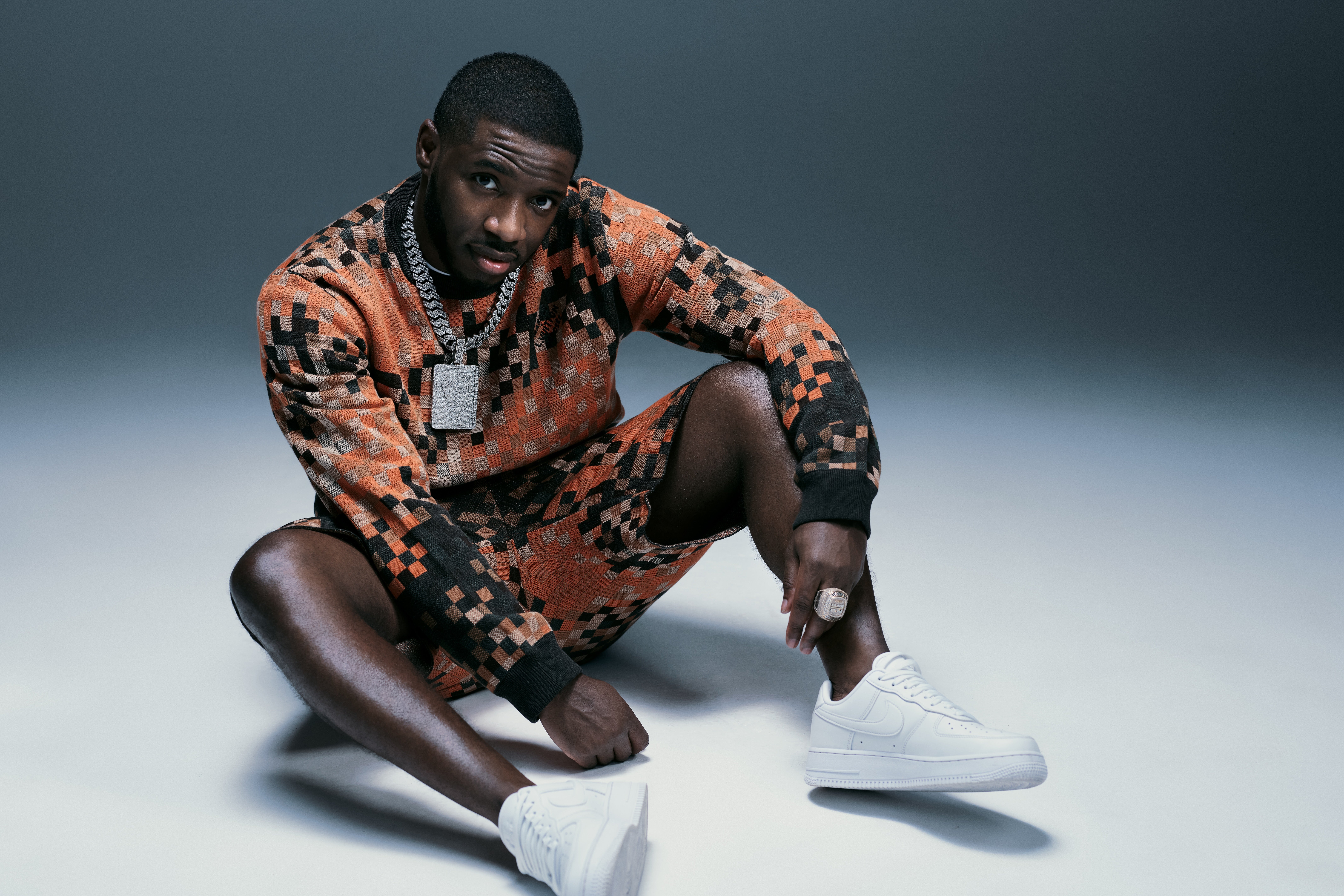 Delroy’s son: Konan pays tribute to his father on the new album