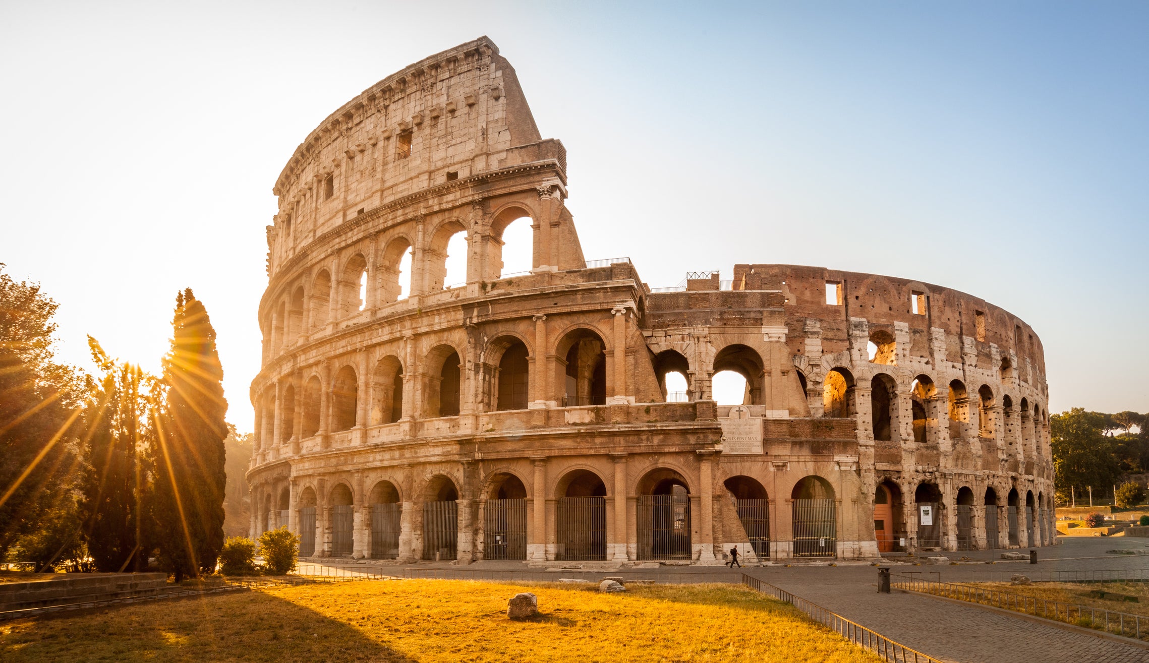 The Colosseum is the largest amphitheatre ever built