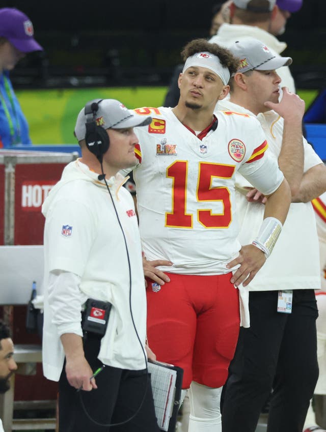 <p>Patrick Mahomes reacts from the sideline at Super Bowl LIX</p>