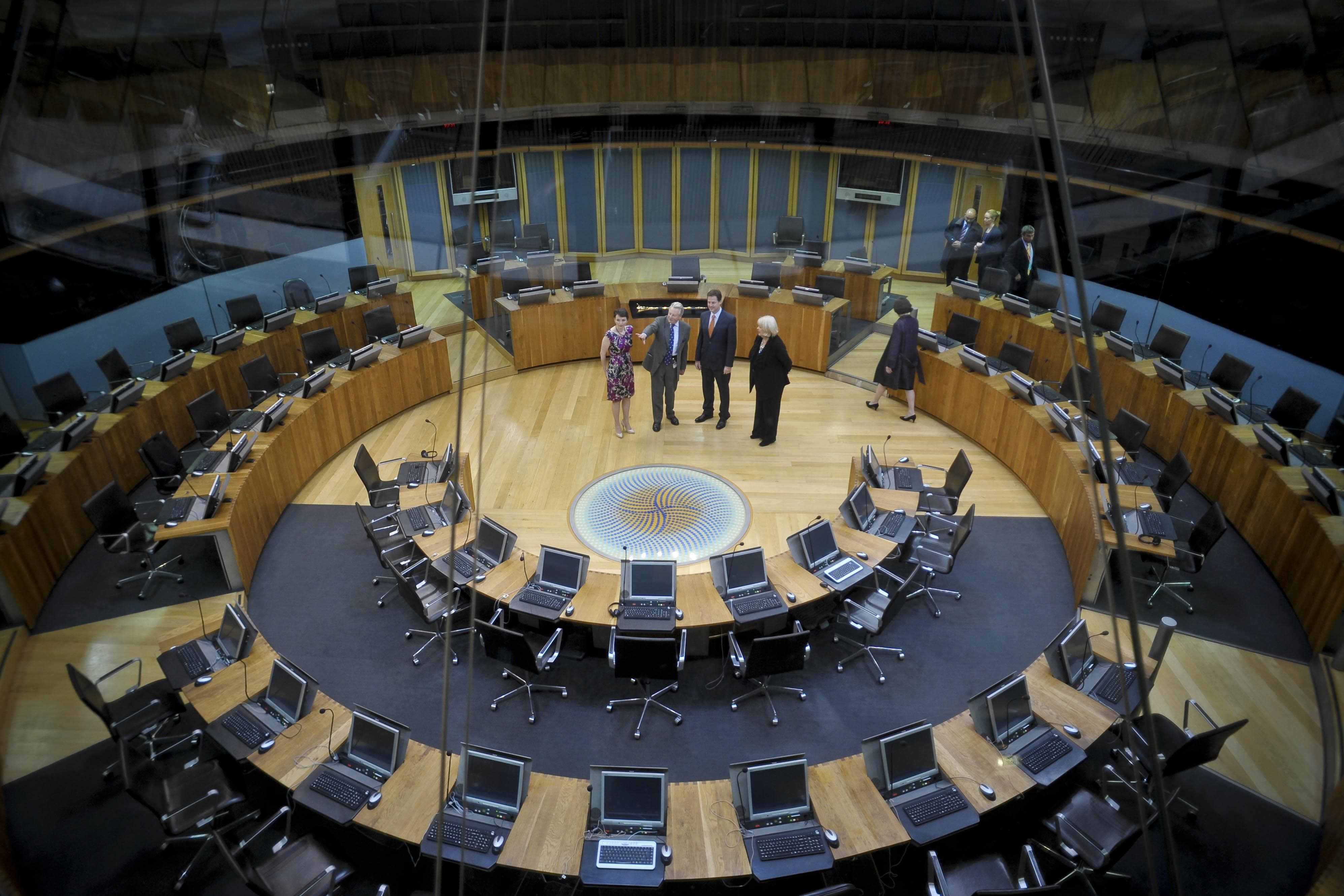 Tributes have been paid to the first presiding officer of the assembly, Lord Elis-Thomas (PA)