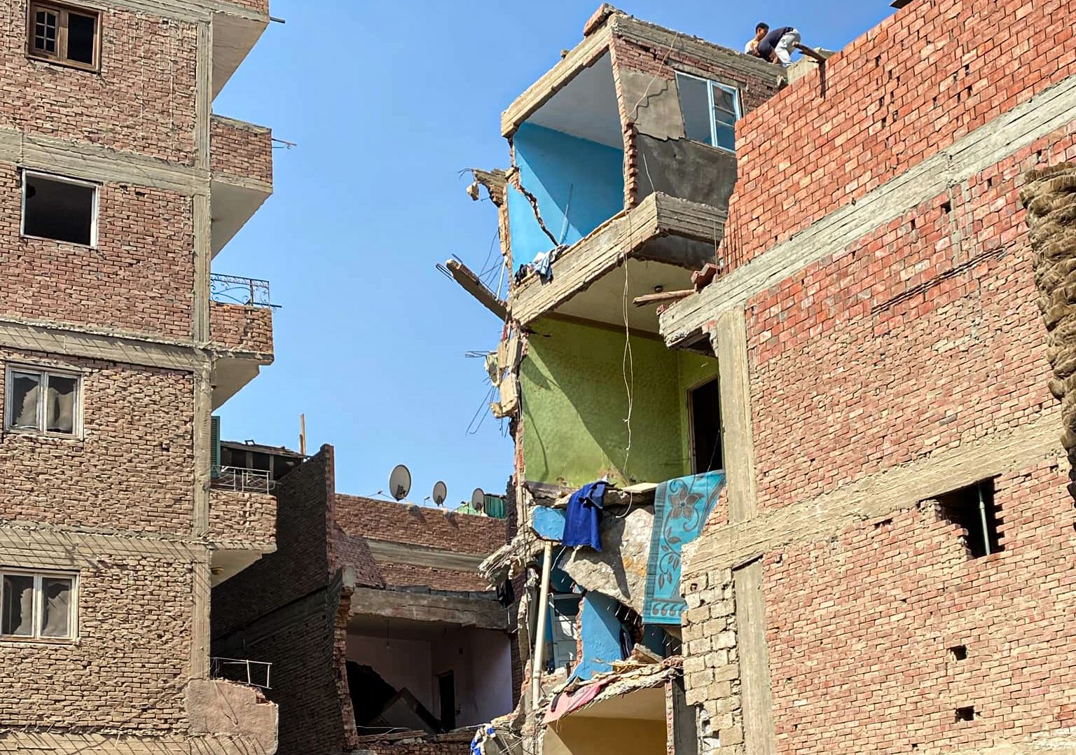 Ten people have died after a building collapsed in Egypt’s Kerdasa City