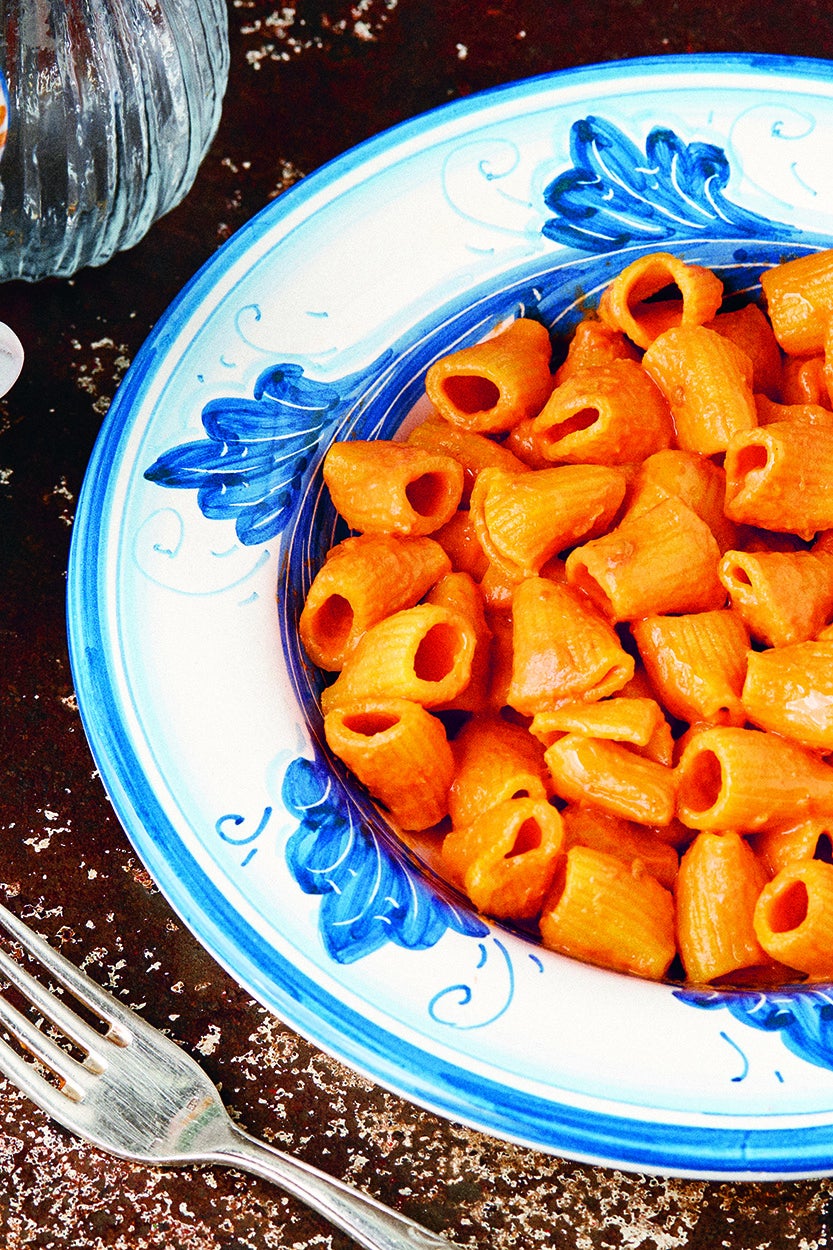A creamy, boozy, tomatoey hug in a bowl. No, the vodka isn’t optional