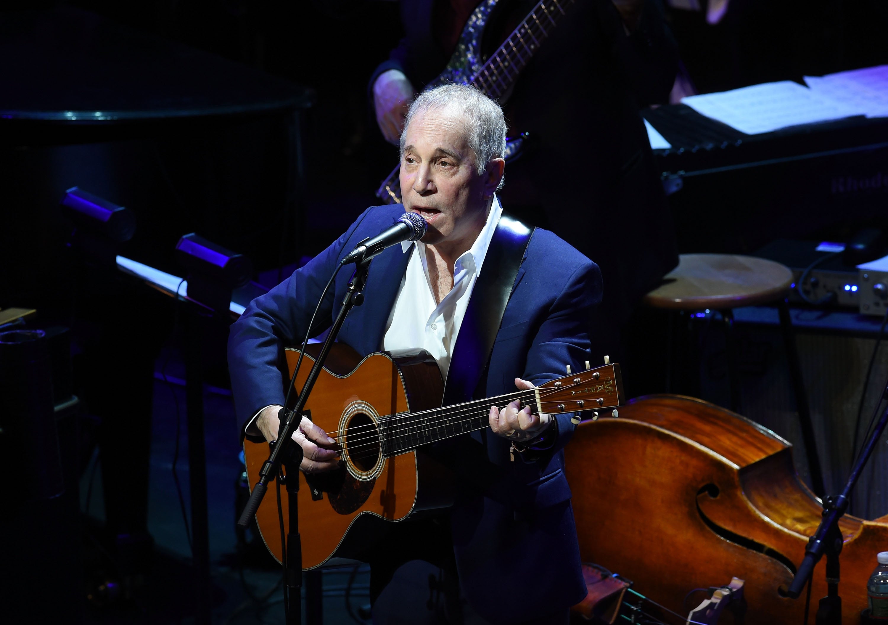 Paul Simon will begin his tour in April