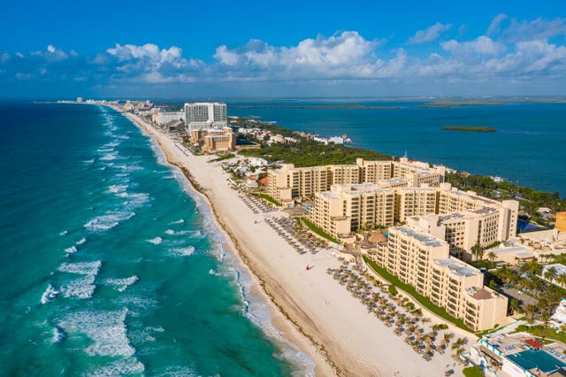 <p>Cancun offers temperatures within the mid-20s in March</p>