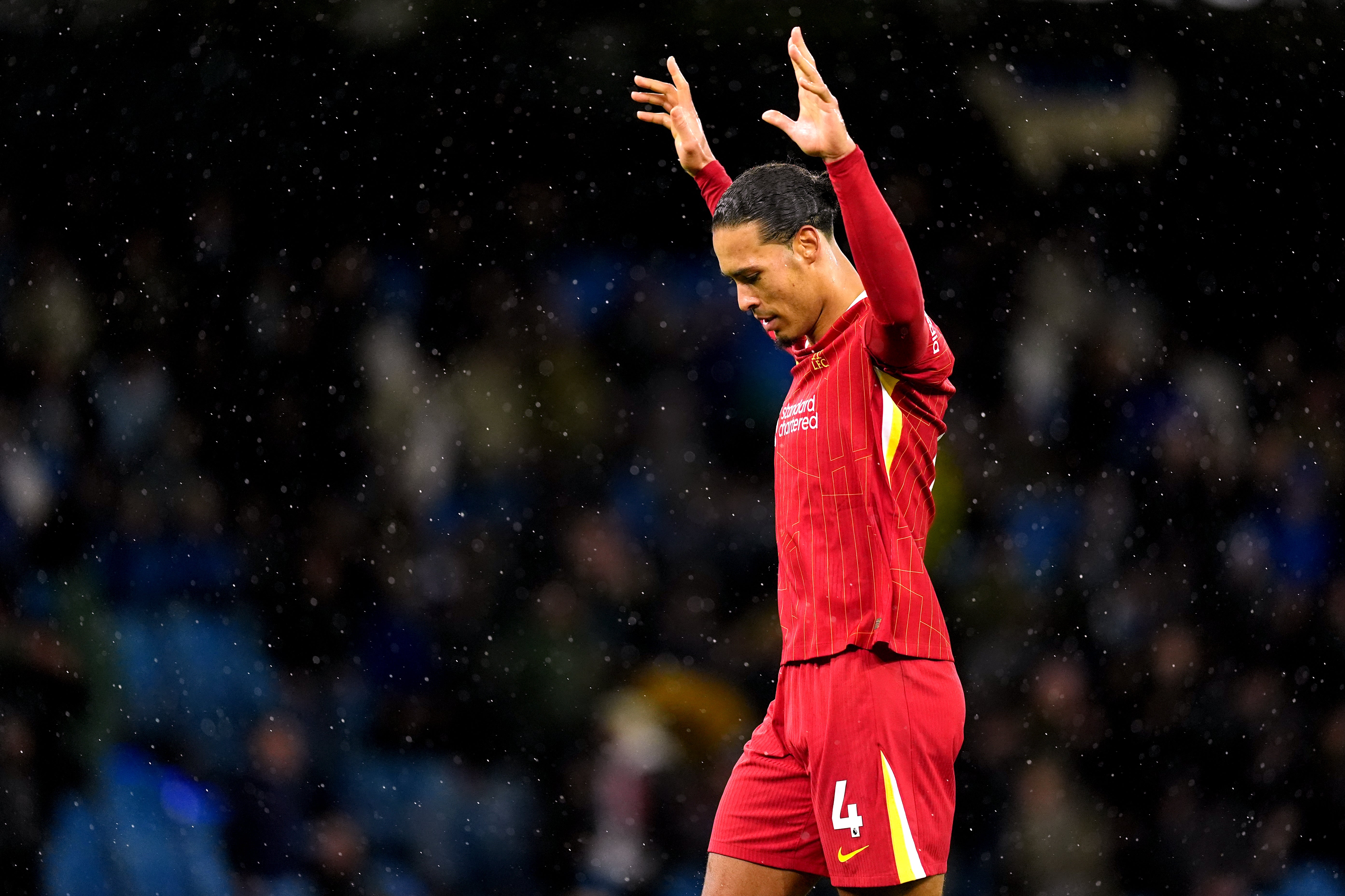 Virgil Van Dijk celebrates Liverpool’s win at the Etihad Stadium