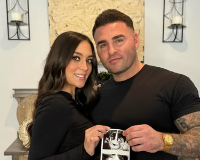 Jersey Shore star holding her baby’s sonogram
