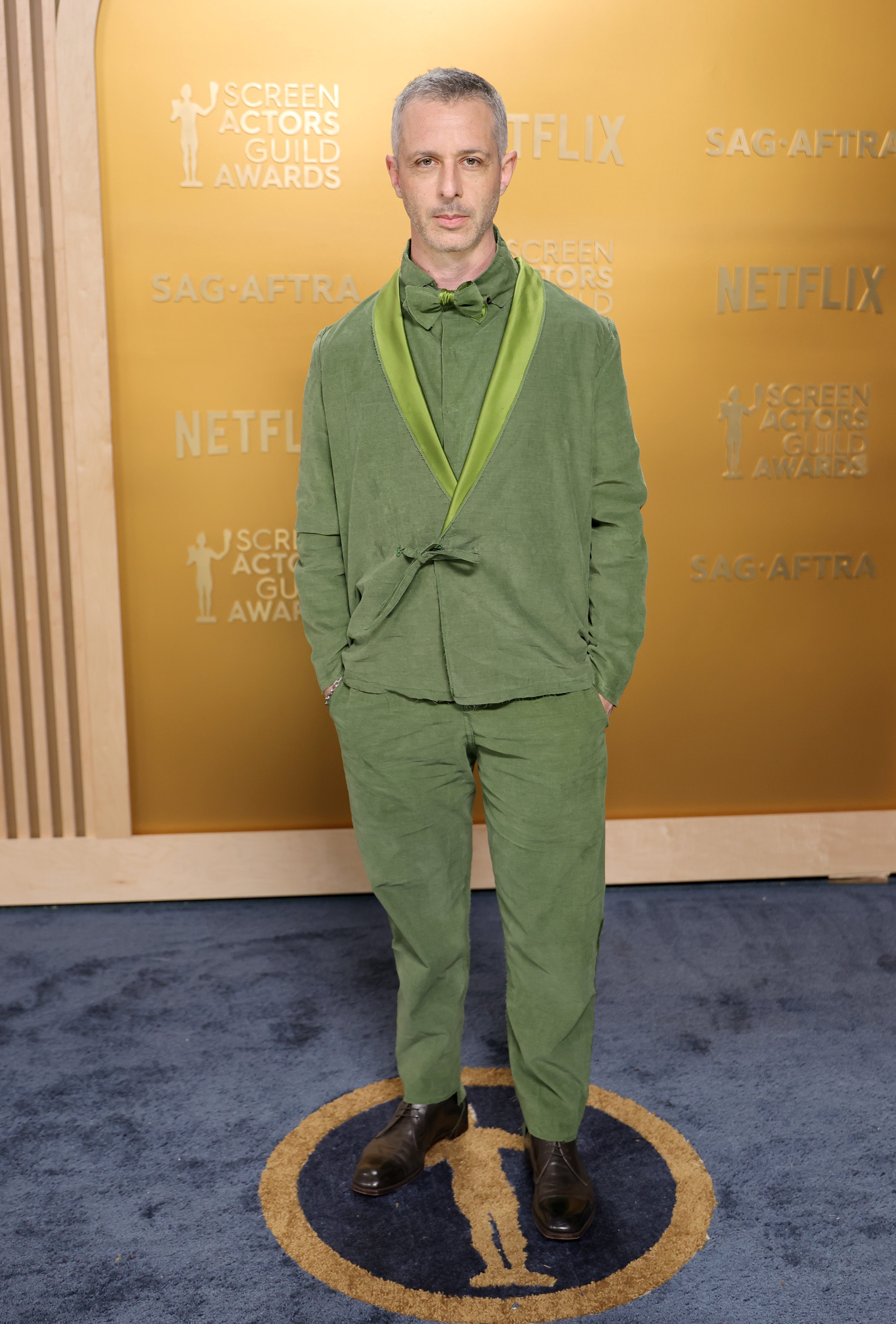 Strong all-green suit sparked conversation on social media, as fans tried to work out its exact shade.