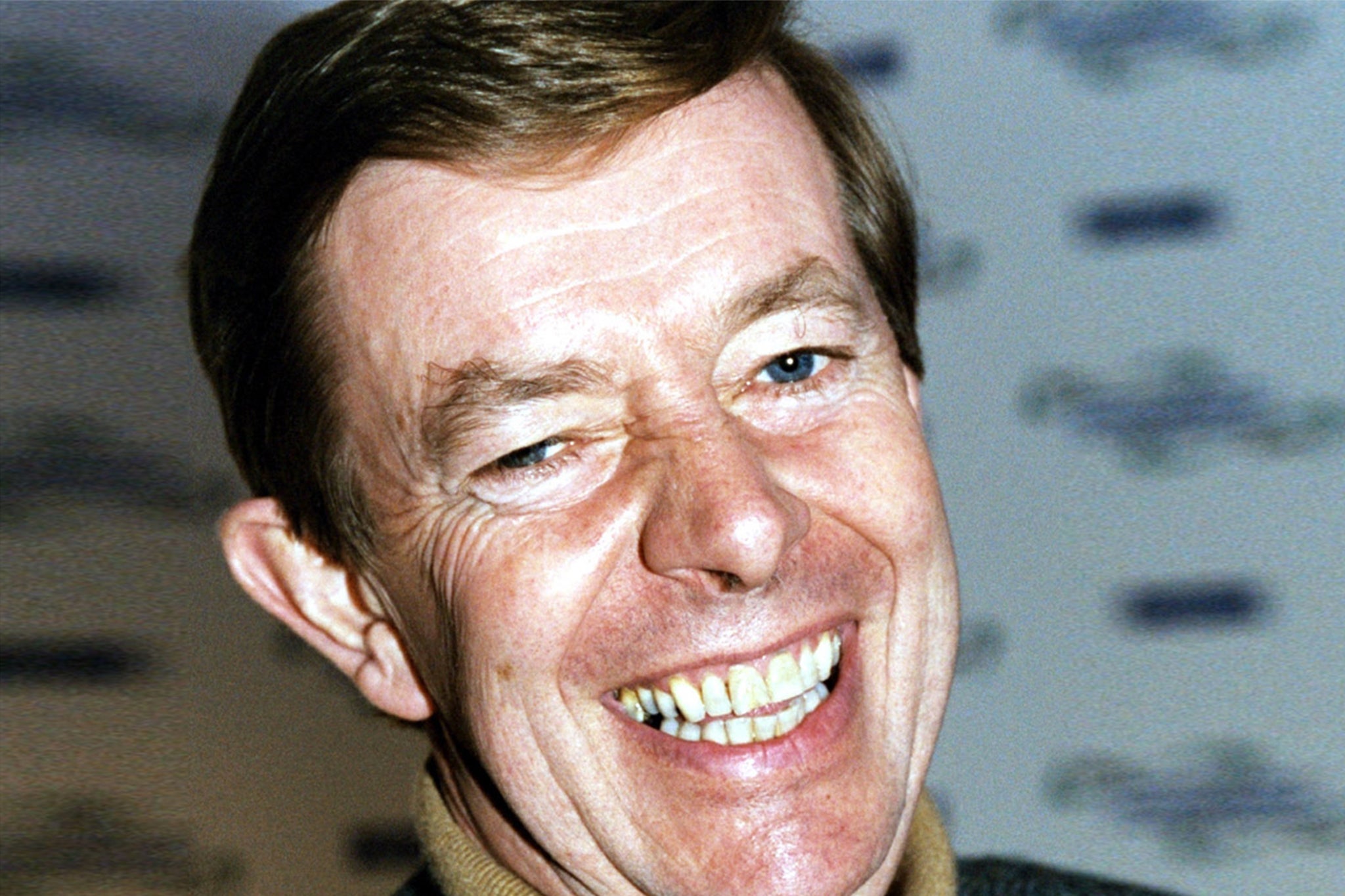 Kelly was a versatile journalist who worked in print, TV and radio