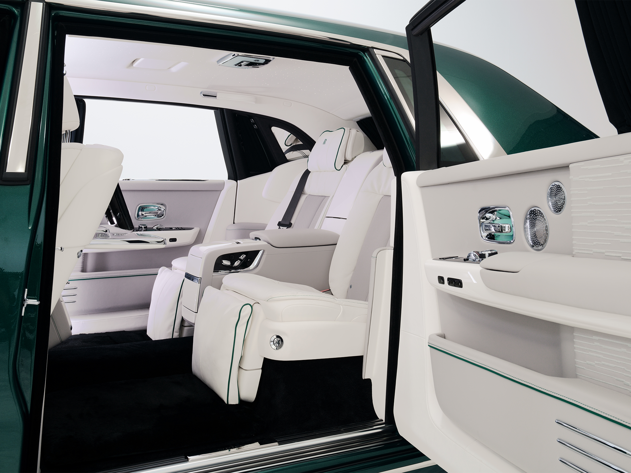 Rolls-Royce remains the only car maker to persevere with the luxurious door design