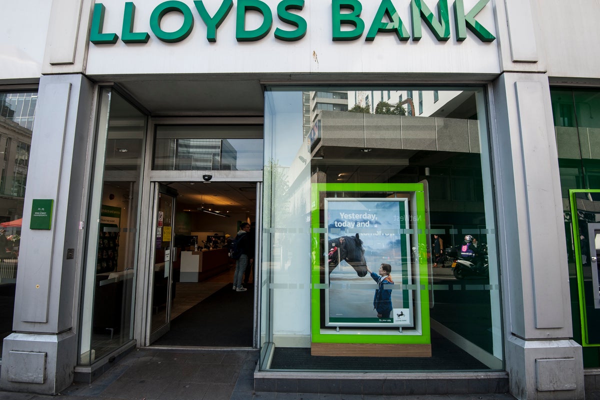 Lloyds Bank and Other Banks Online Outages: Halifax, TSB, Nationwide Banking Issues Explained