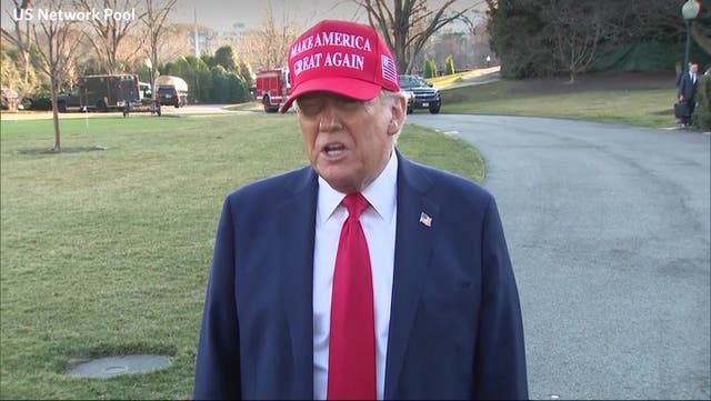 <p>Donald Trump issues warning to Volodymyr Zelensky after explosive Oval Office row.</p>