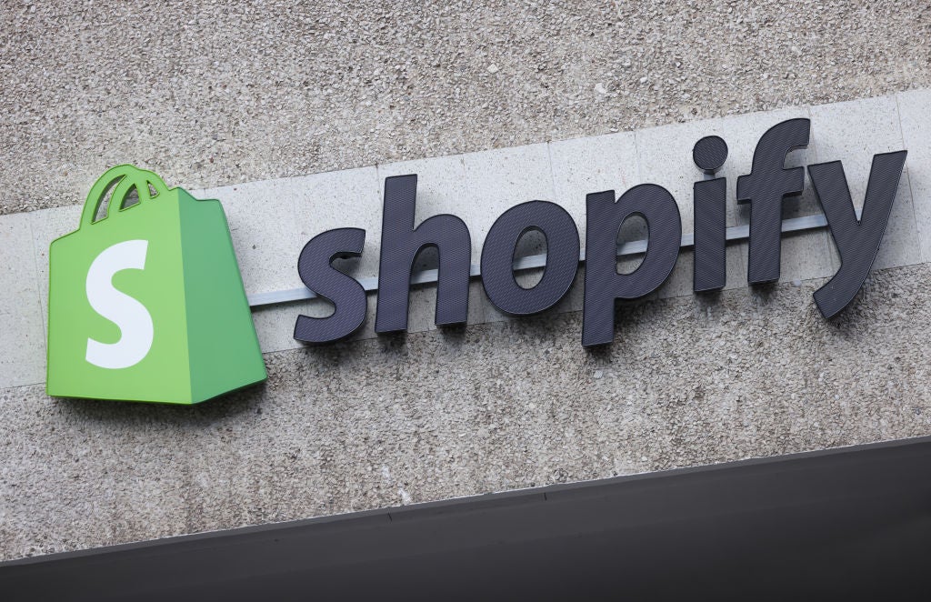 <p>Customers around the world have reacted with outrage after major E-commerce platform Shopify experienced widespread outages on Cyber Monday – one of the busiest online retail days of the year</p>