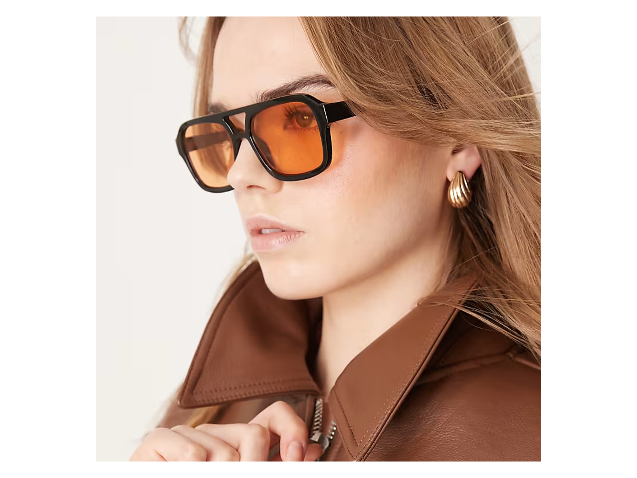 Asos boasts a range of fashionable accessories