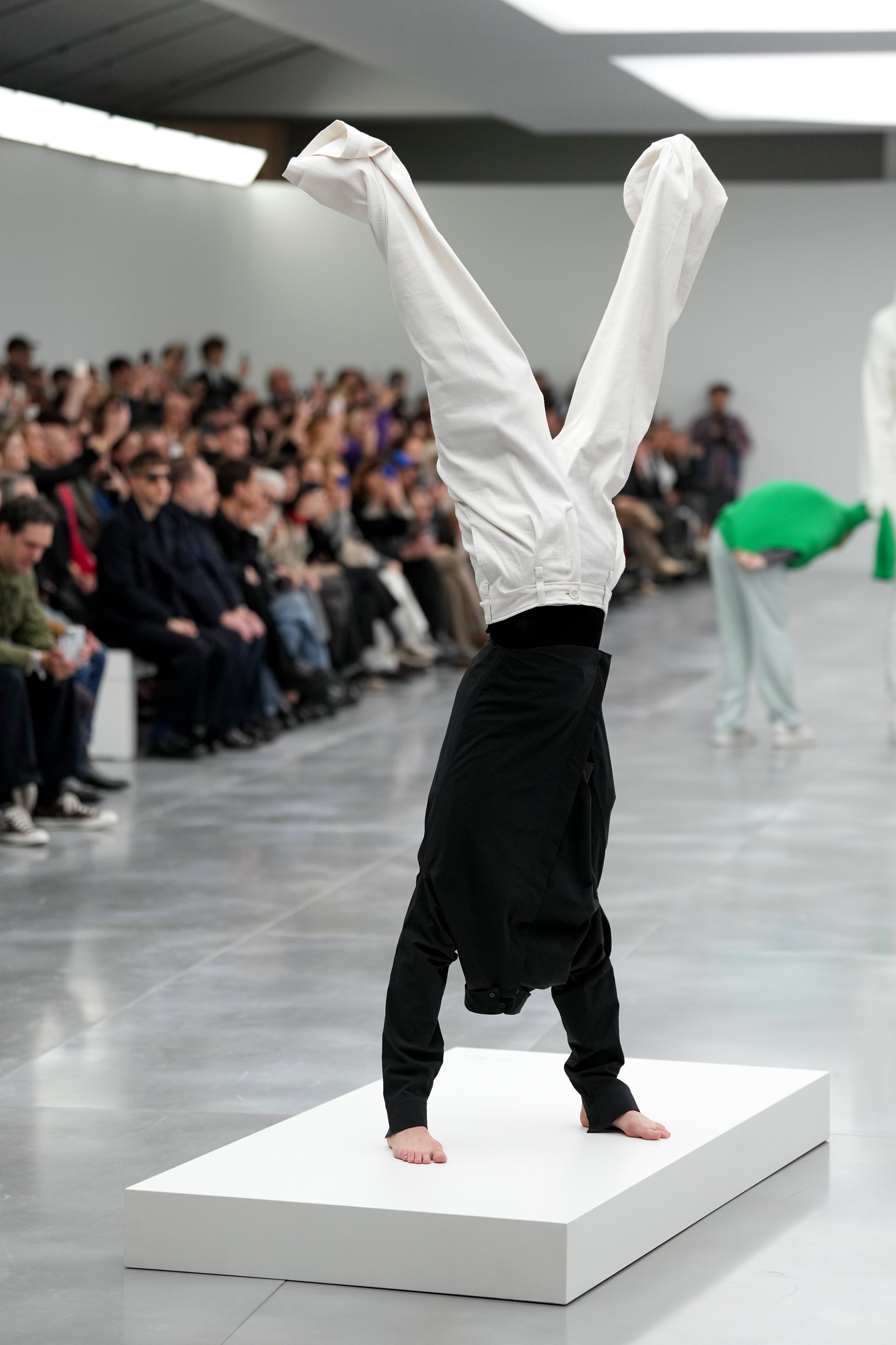 France Fashion Issey Miyake F/W 25/26