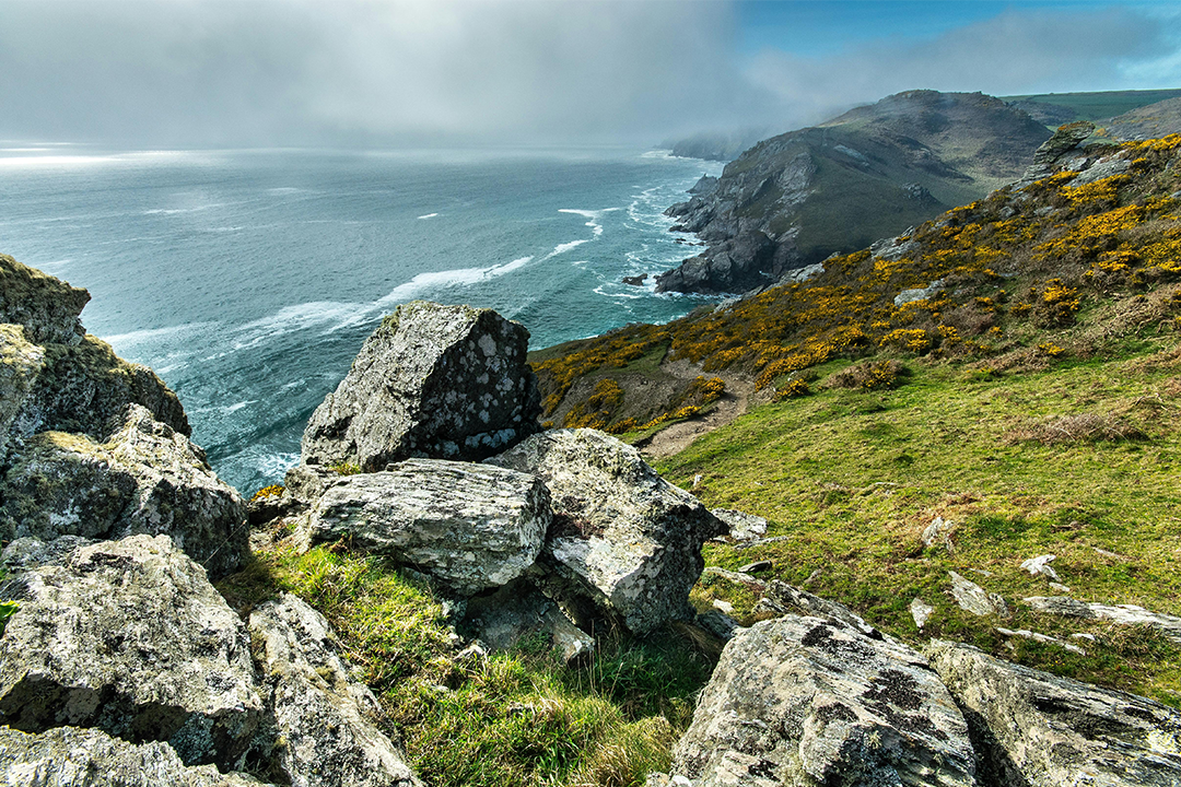 <p>Explore areas of natural beauty while holidaying with Away Resorts in Cornwall, The Isle of Wight and more</p>