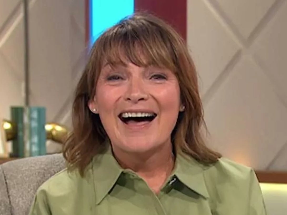 Lorraine Kelly has returned to screens after undergoing surgery to have her ovaries and fallopian tubes removed