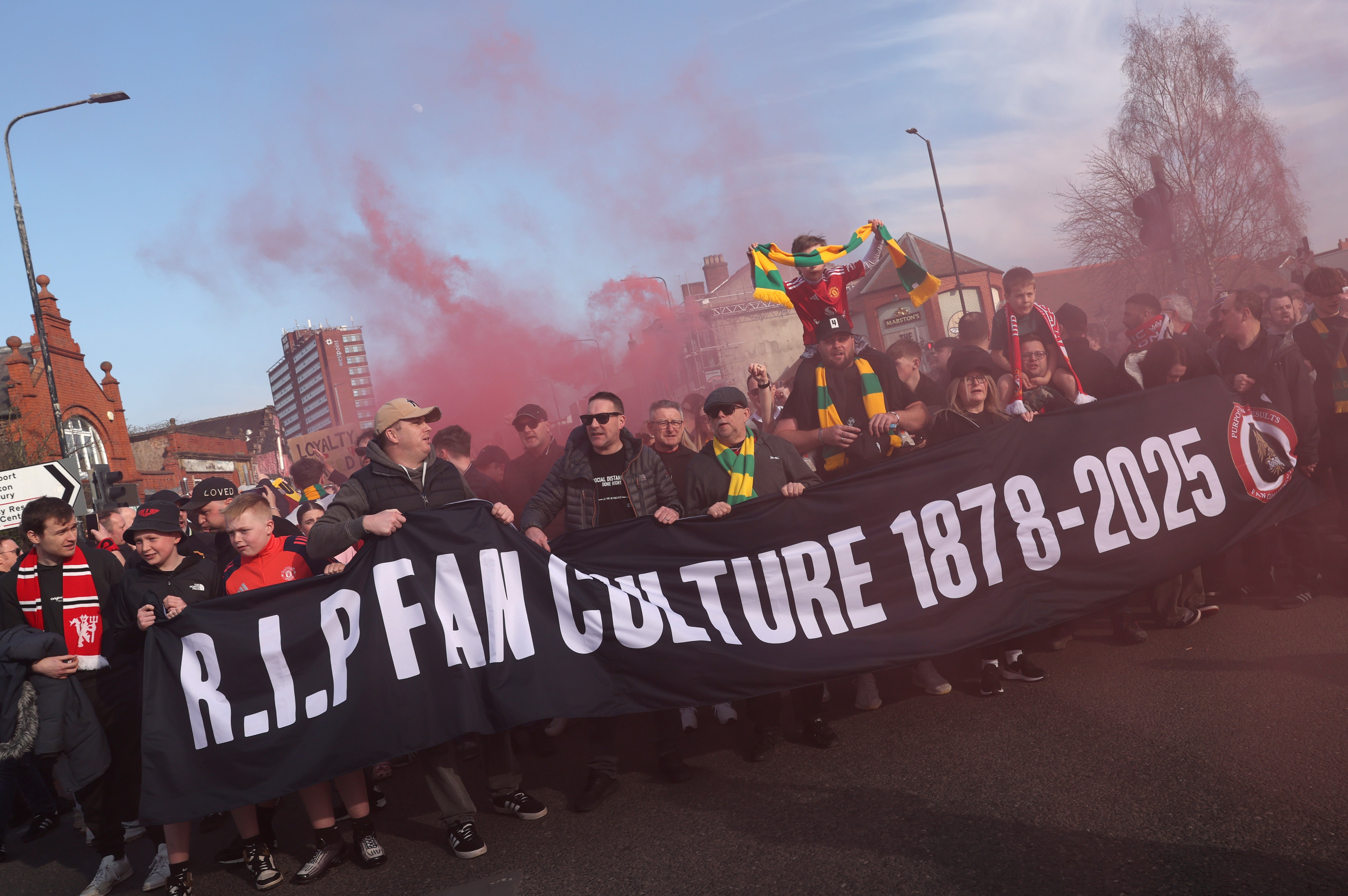 Fans protest the Glazer ownership outside the stadium prior to the Premier League match between Manchester United and Arsenal