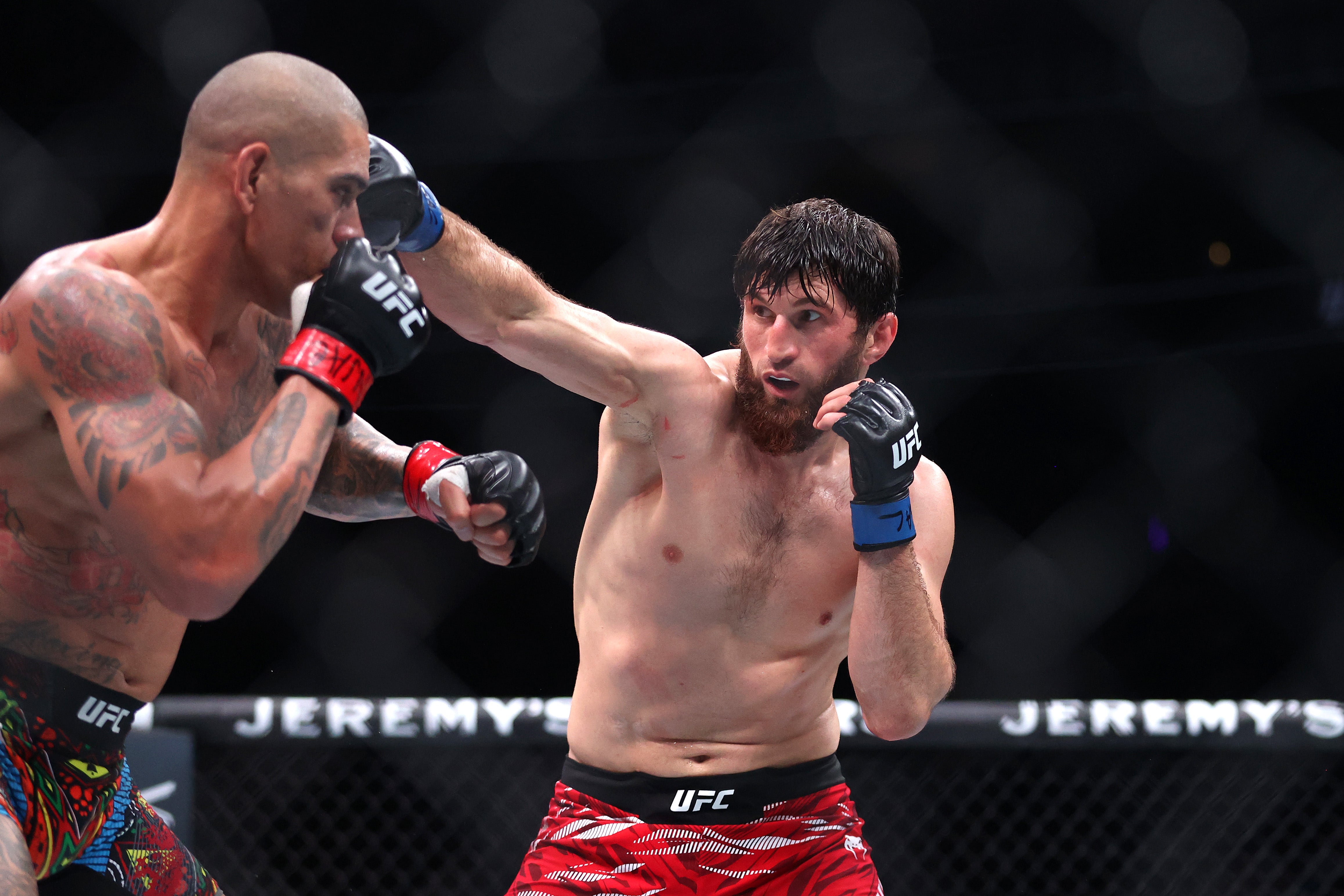 Magomed Ankalaev won a largely uneventful fight with Alex Pereira