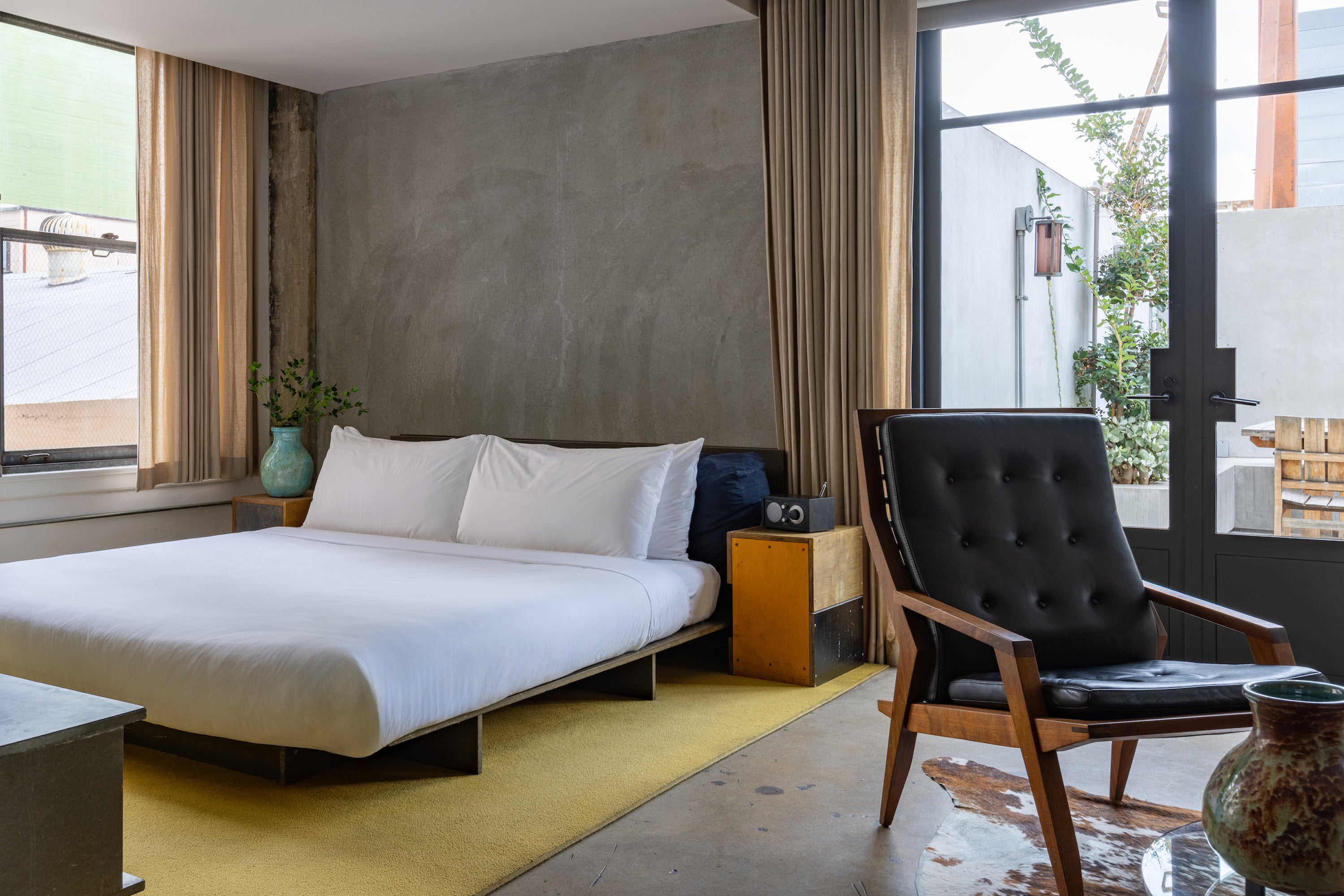 Families are welcome at STILE’s well-sized rooms