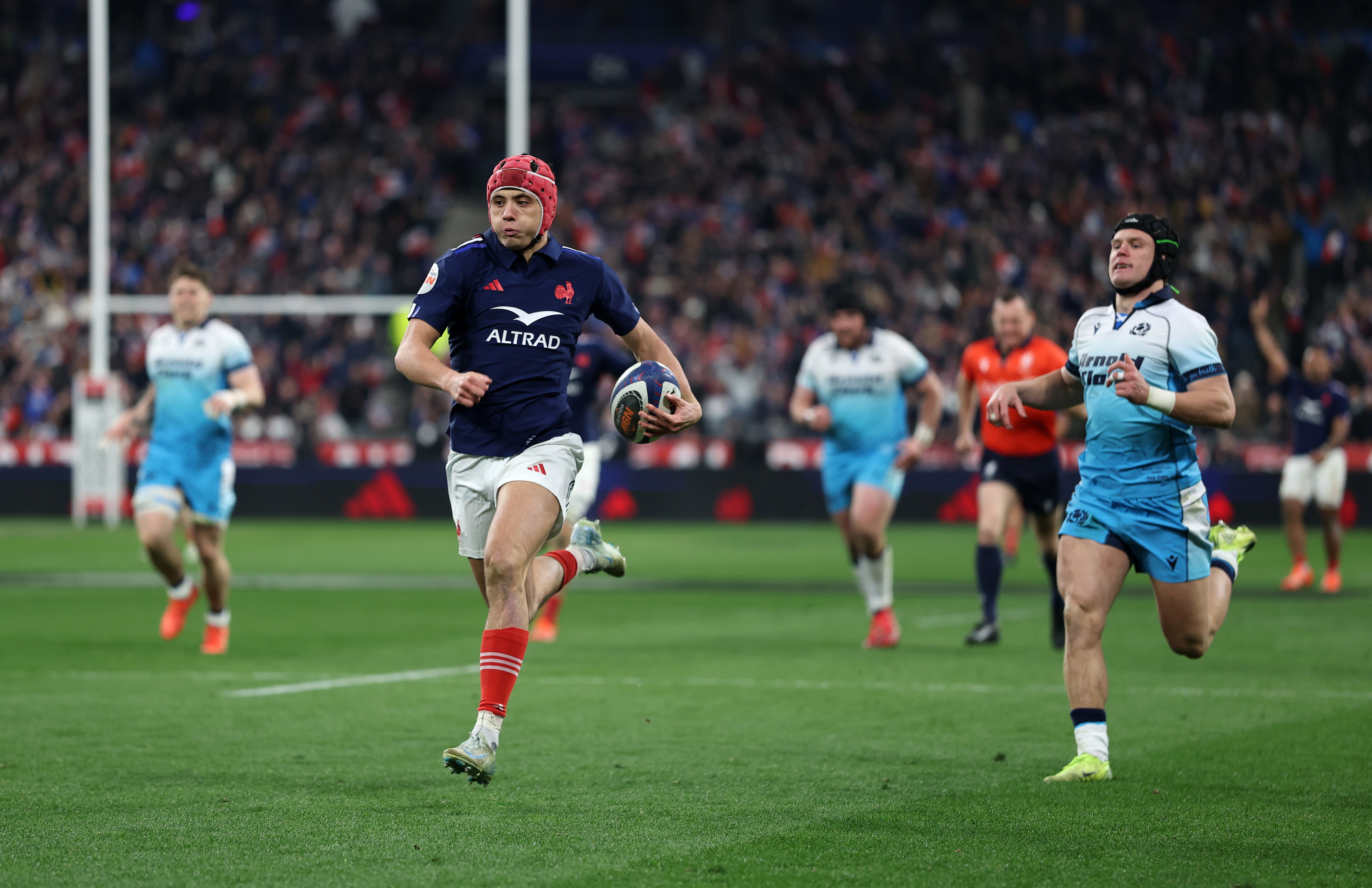 Louis Bielle-Biarrey helped France streak to a Six Nations title
