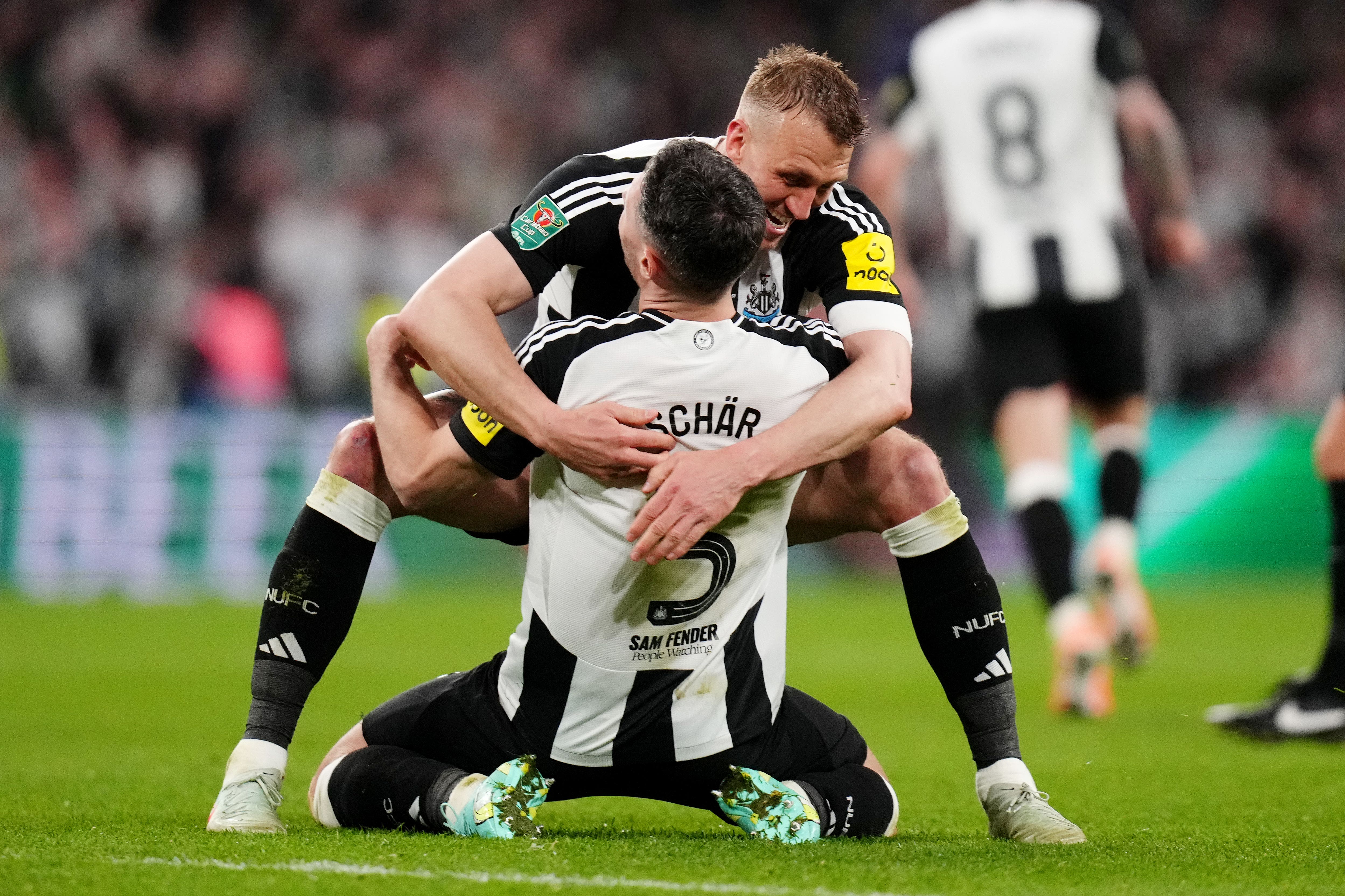 Obránce Newcastle Dan Burn pomohl ukončit 70leté čekání klubu na hlavní domácí trofej (John Walton/PA)