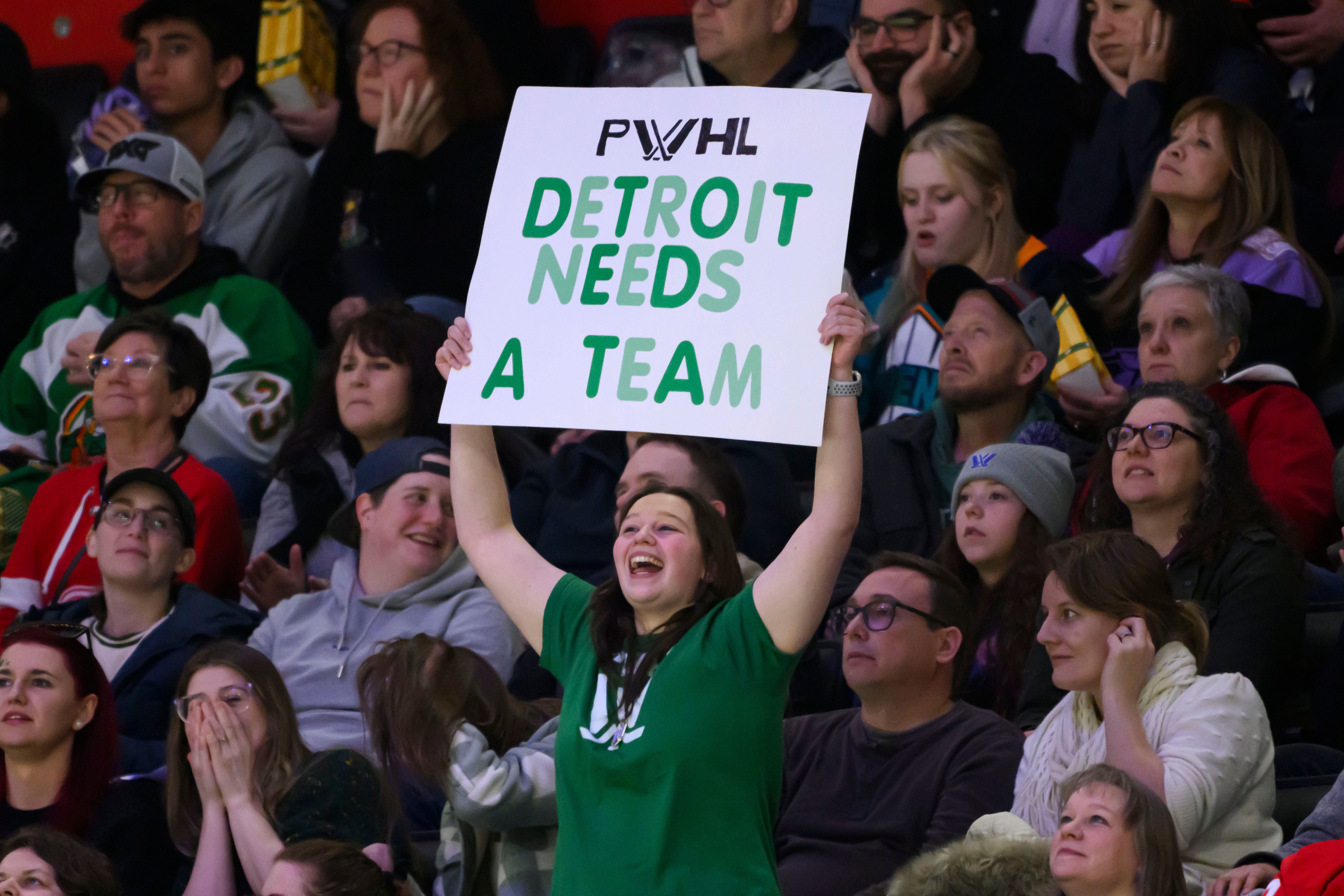 Hockey PWHL Attendance Record