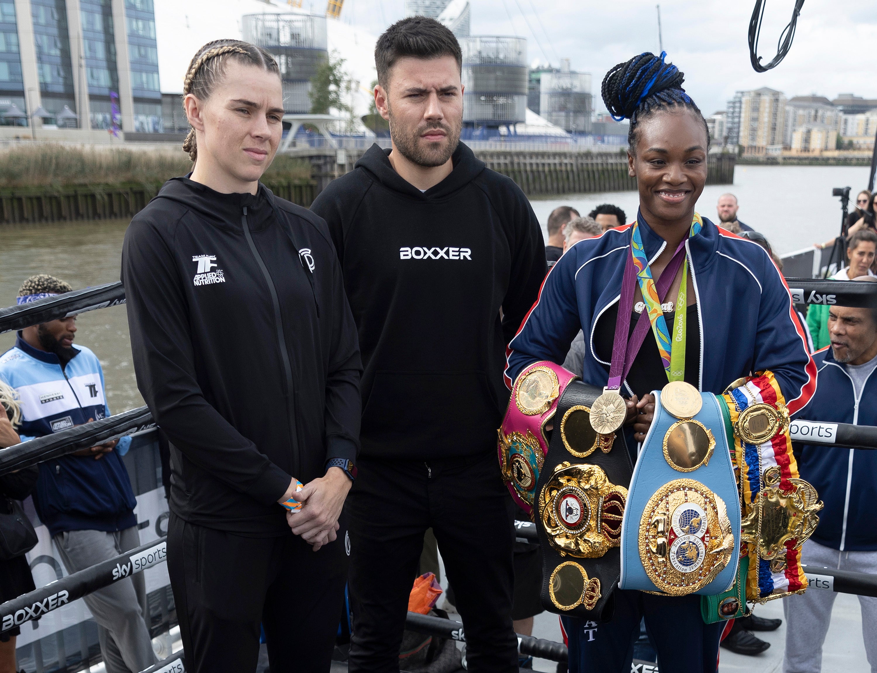 Ben Shalom (centre) with Savannah Marshall (left) and Claressa Shields in 2022