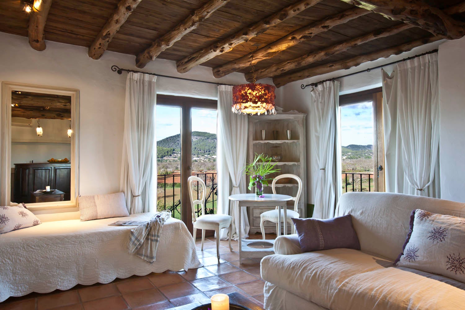 For families who need lots of outdoor space to spread out, check out Es Cucons