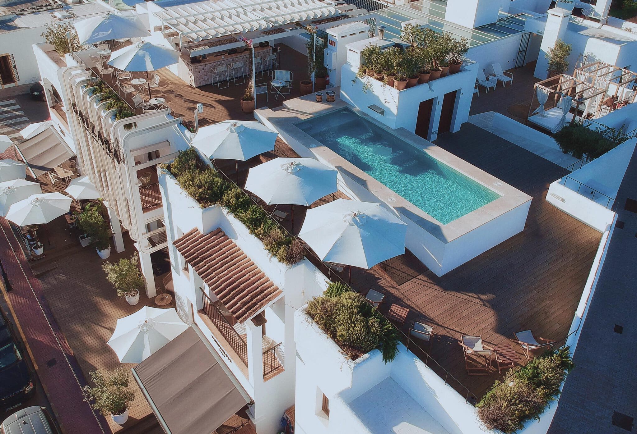 Need time for 40 winks by the rooftop pool, check out Gatzara’s babysitting service