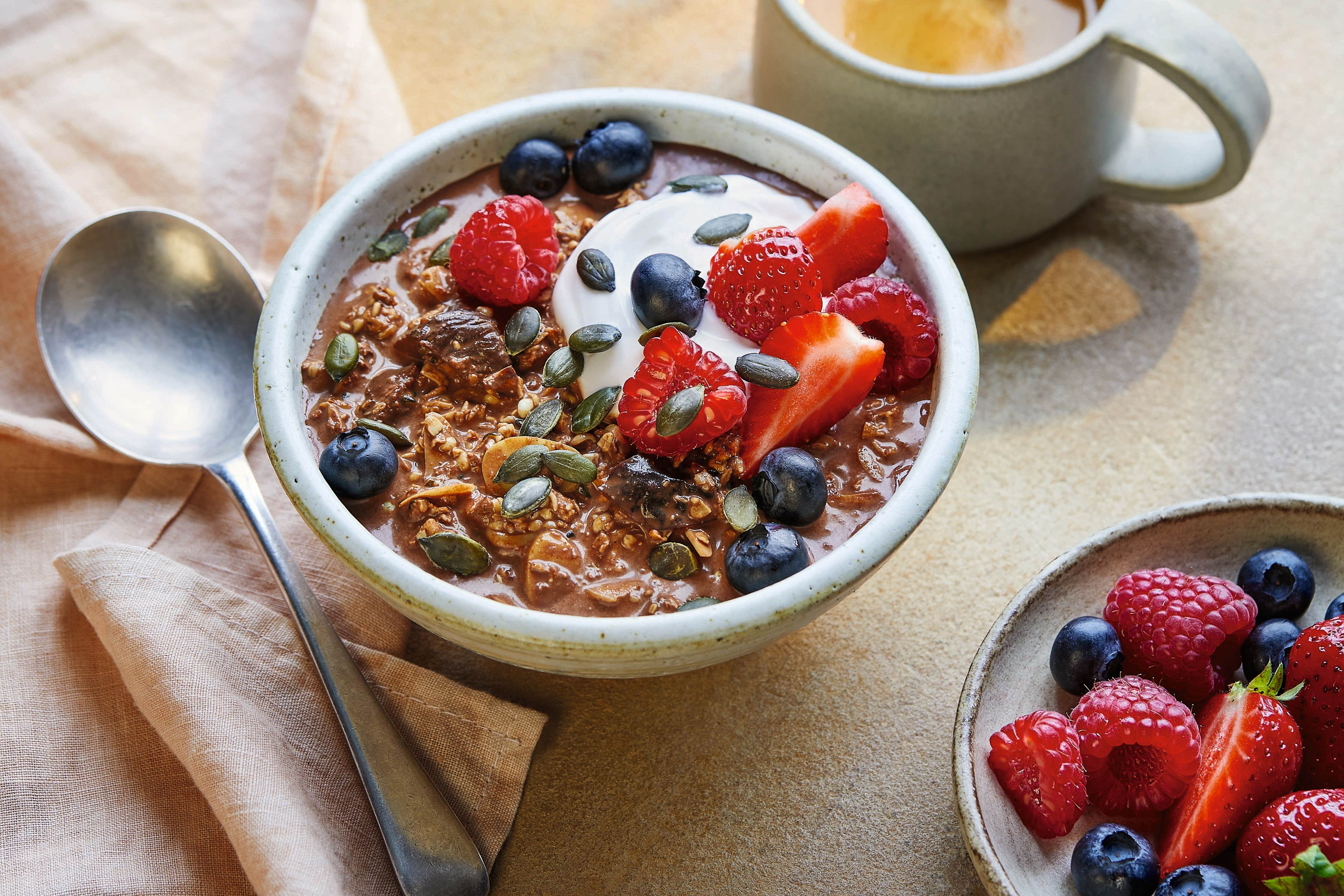 Grab-and-go breakfast, but better – loaded with fibre, flavour and anti-inflammatory spice