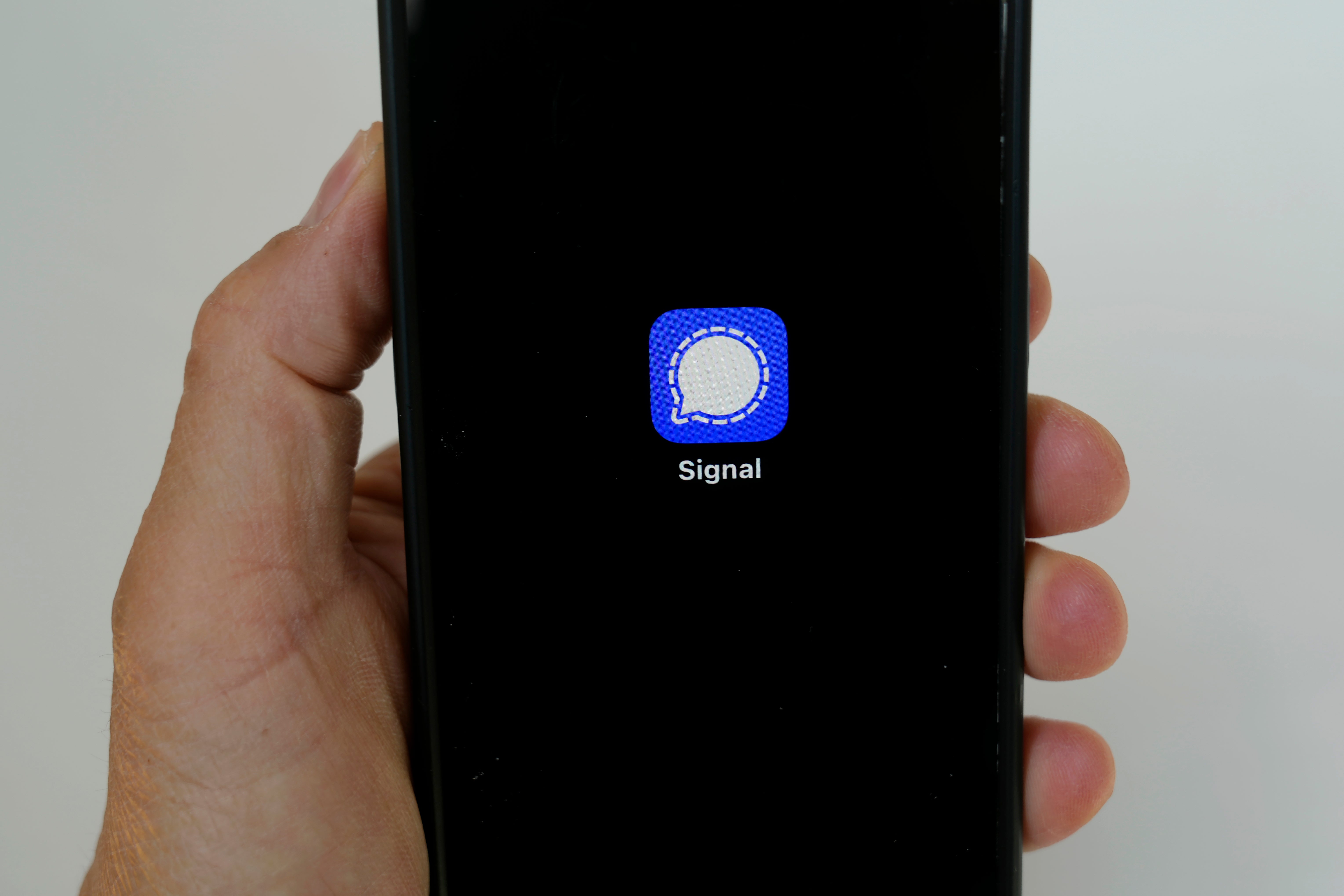 Government Transparency Encrypted Apps