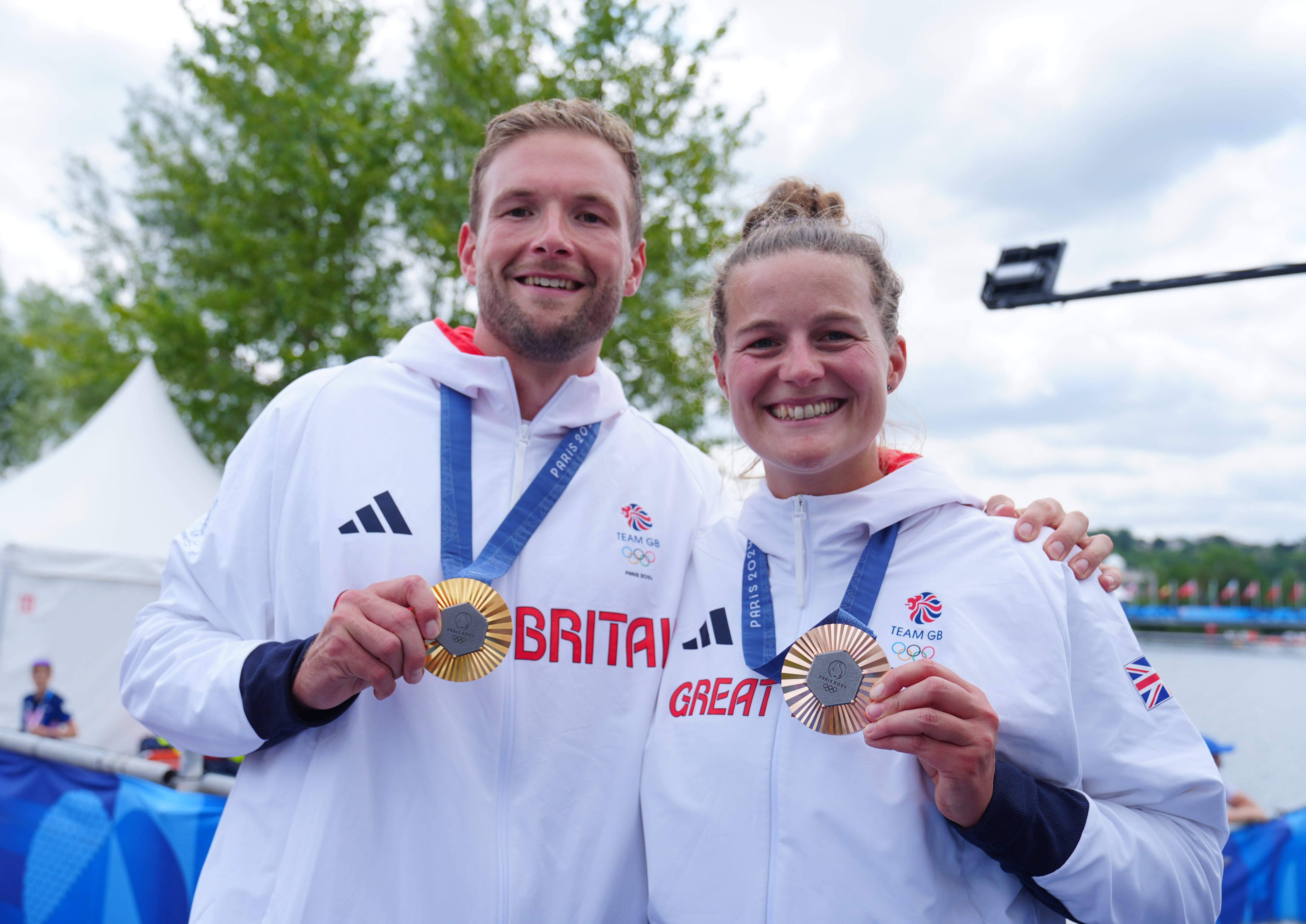 Olympic champion banned from Boat Race in ongoing row over eligibility rules
