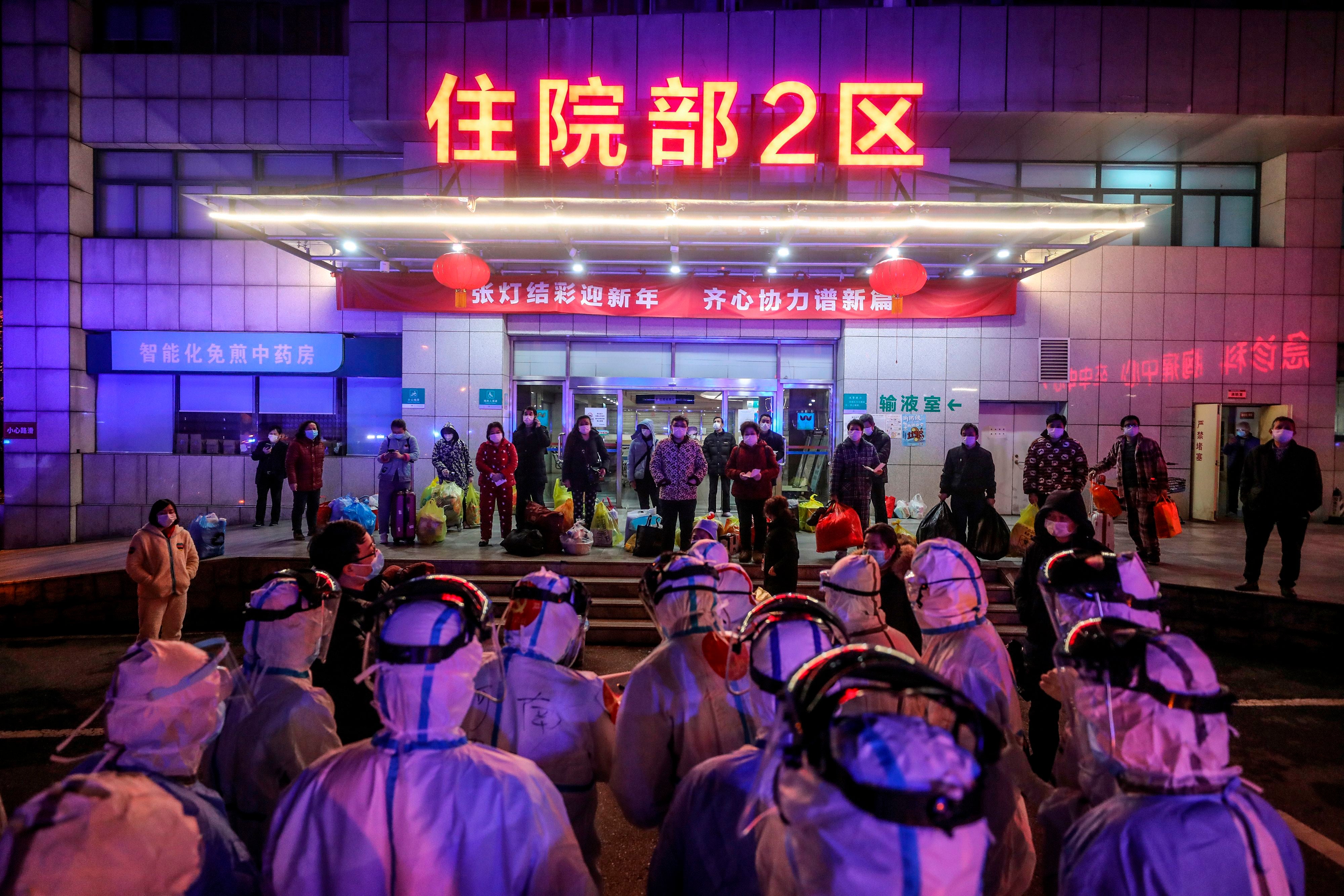 Patients infected by Covid wait to be transferred from Wuhan No 5 Hospital in 2020
