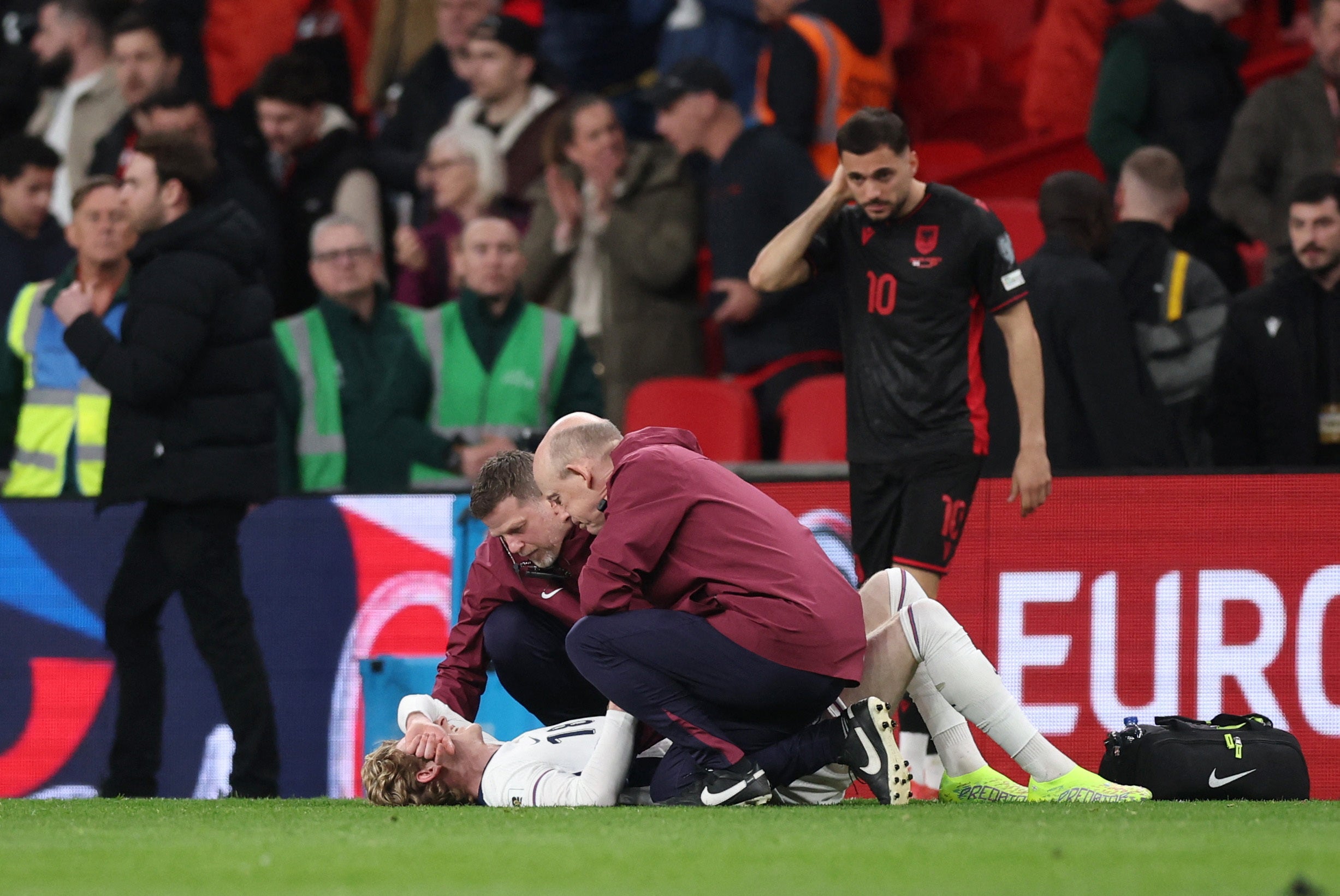 Anthony Gordon pulls out of England squad with ‘worrying’ injury