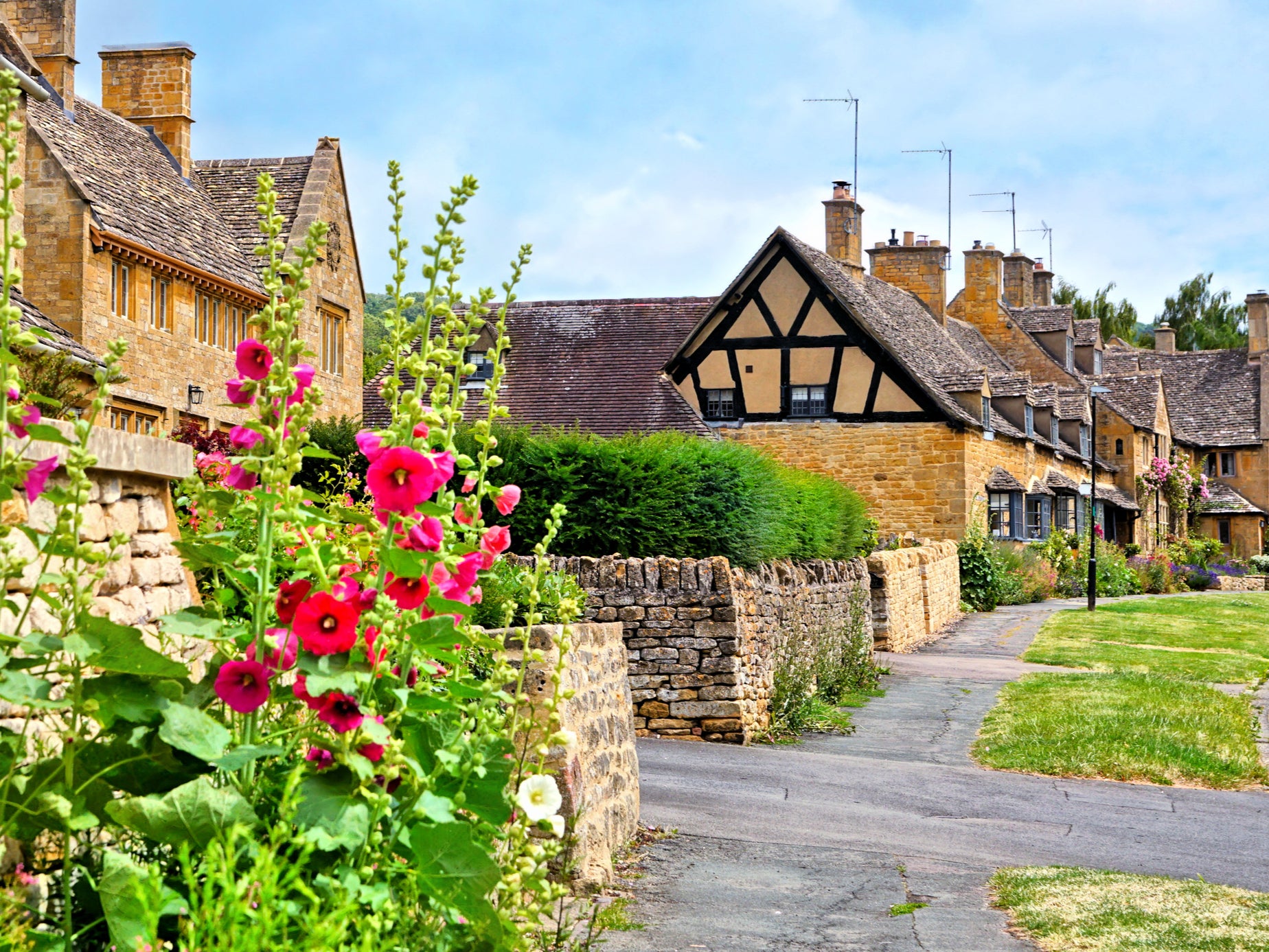 A key attraction, Broadway Tower was once the country retreat for the Pre-Raphaelite artists like William Morris and Rossetti