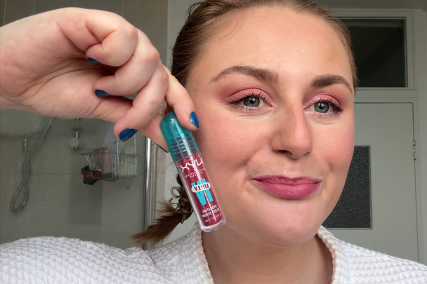 NYX Professional Makeup lip IV hydrating gloss stain