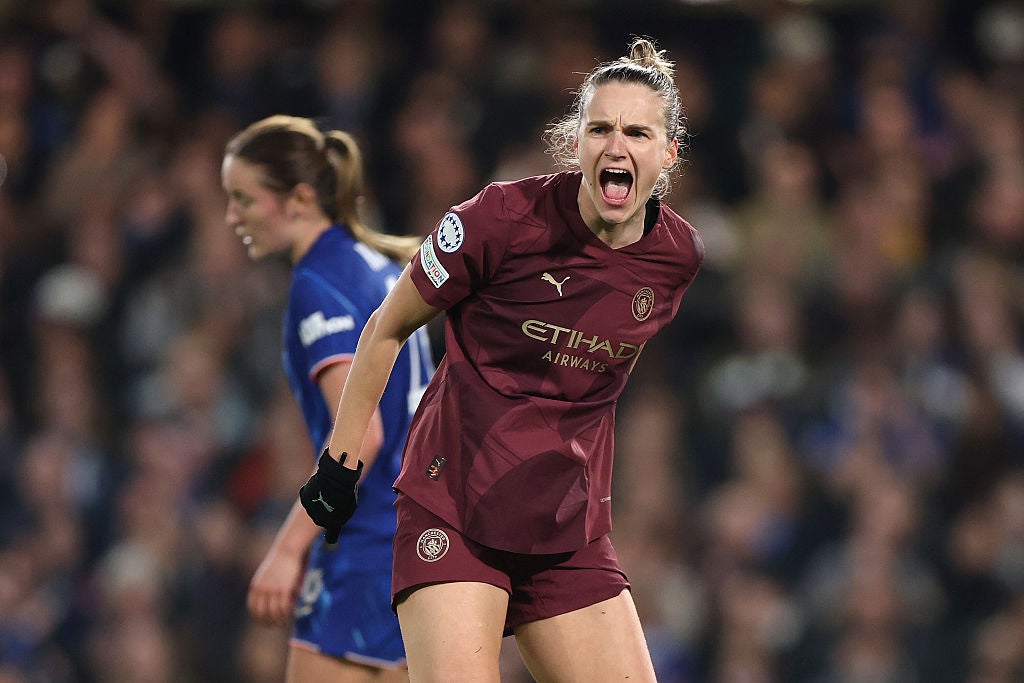 Miedema ukazuje svou frustraci z neuspokojivé noci pro Man City
